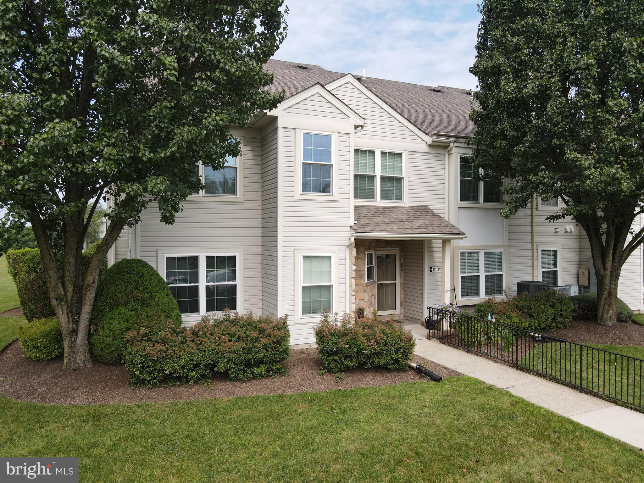 WILLOW STREAM - Residential