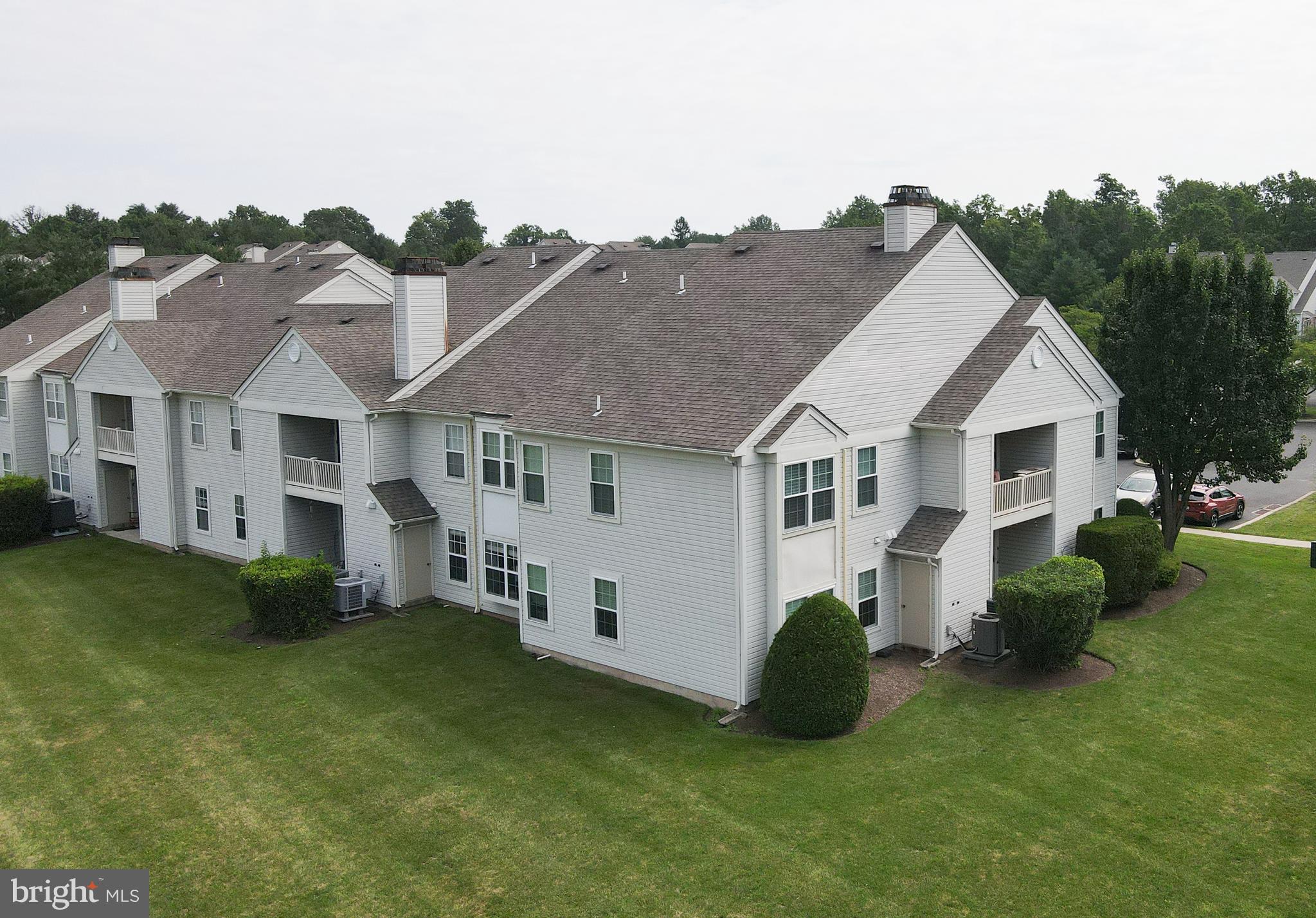 WILLOW STREAM - Residential