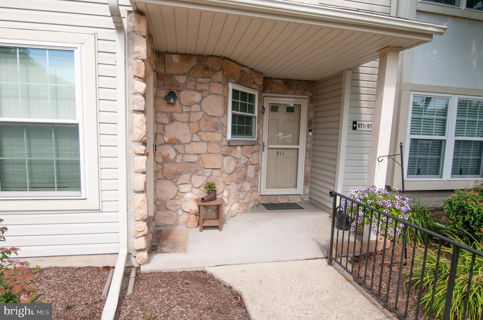 WILLOW STREAM - Residential