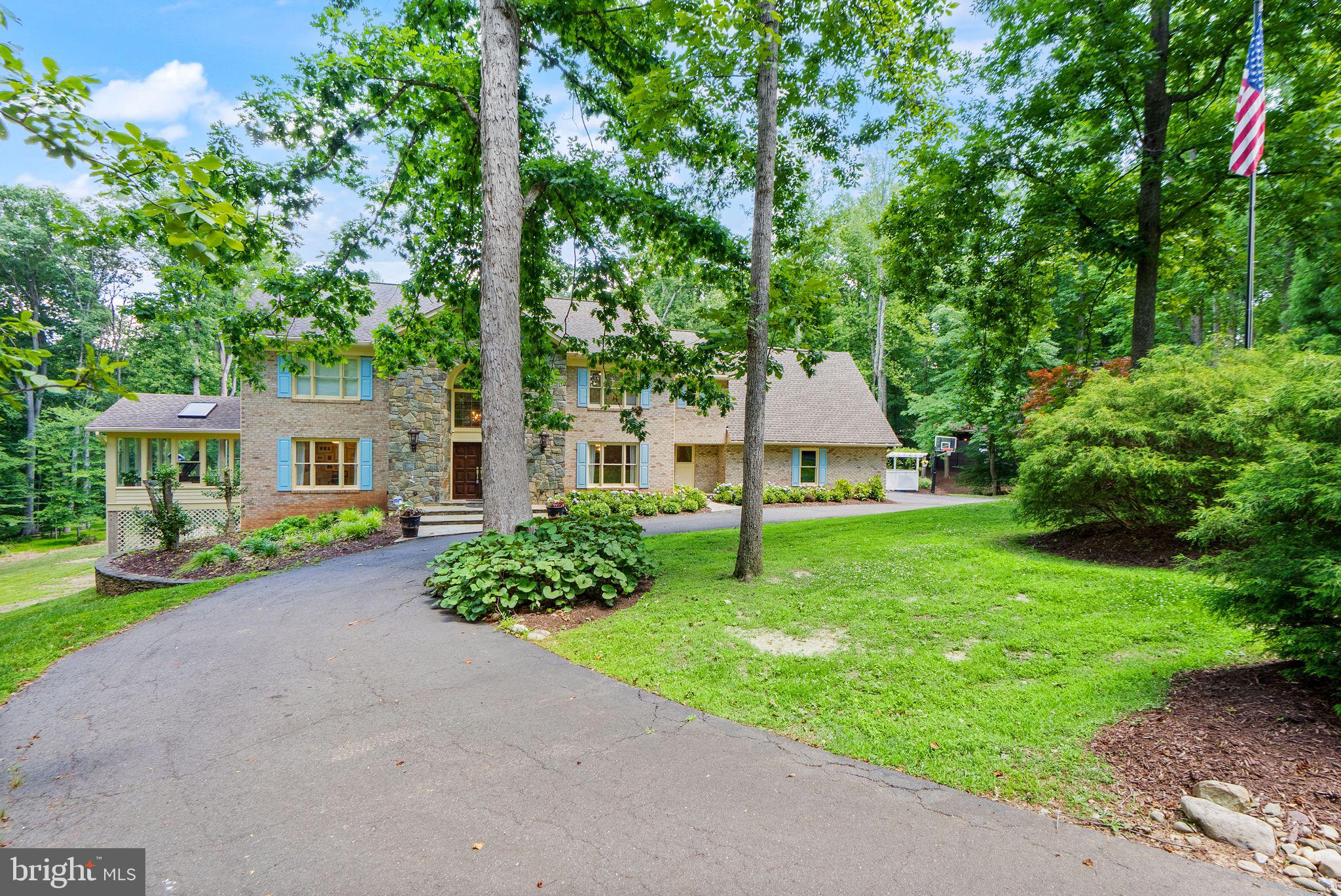 BEACH MILL HILL - Residential