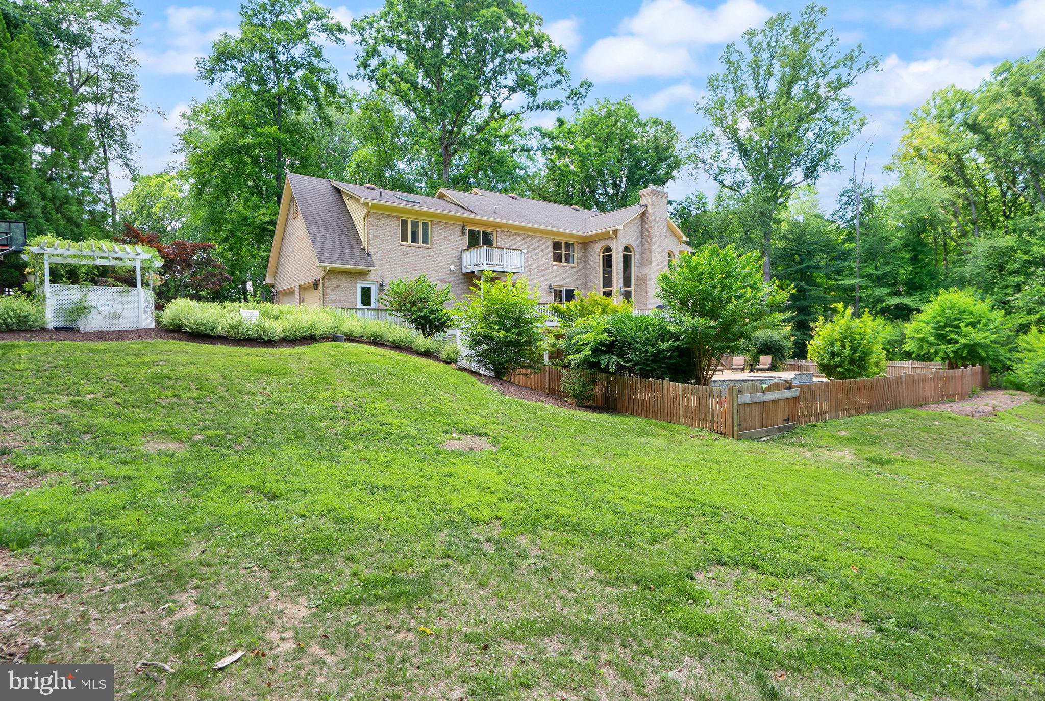 BEACH MILL HILL - Residential