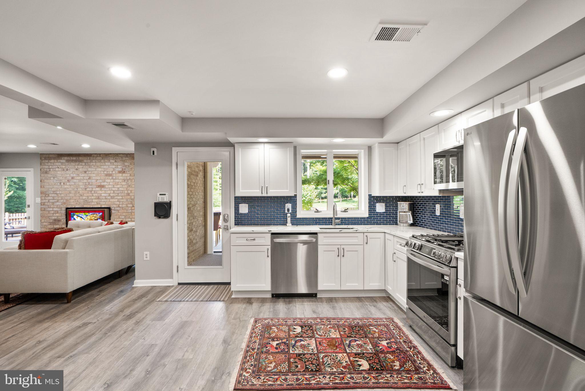 BEACH MILL HILL - Residential