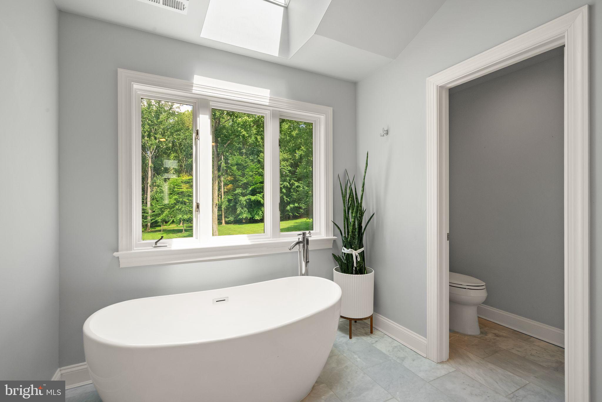 BEACH MILL HILL - Residential