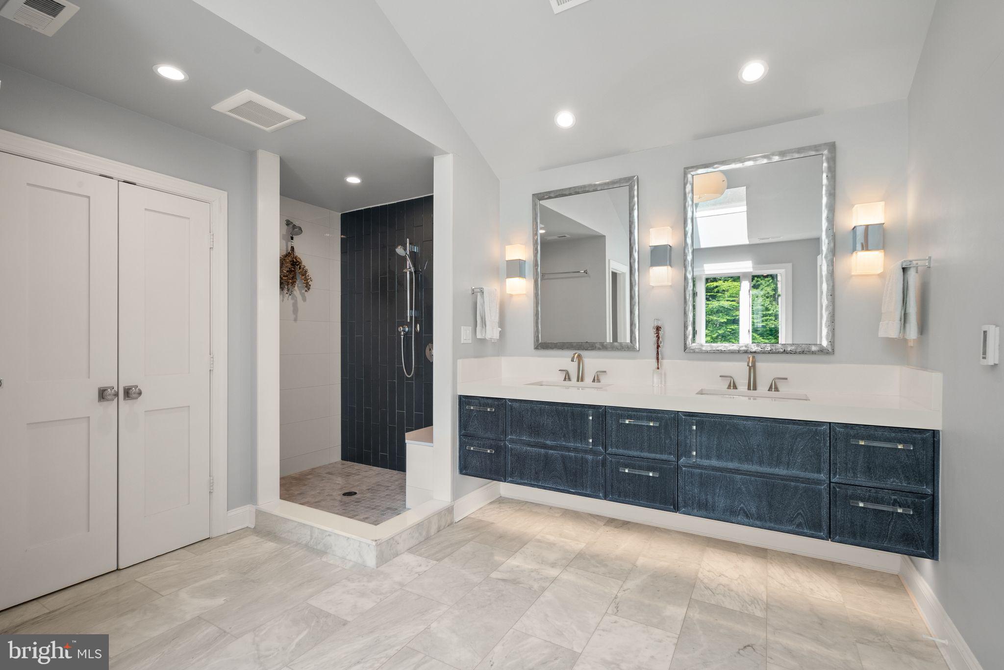 BEACH MILL HILL - Residential