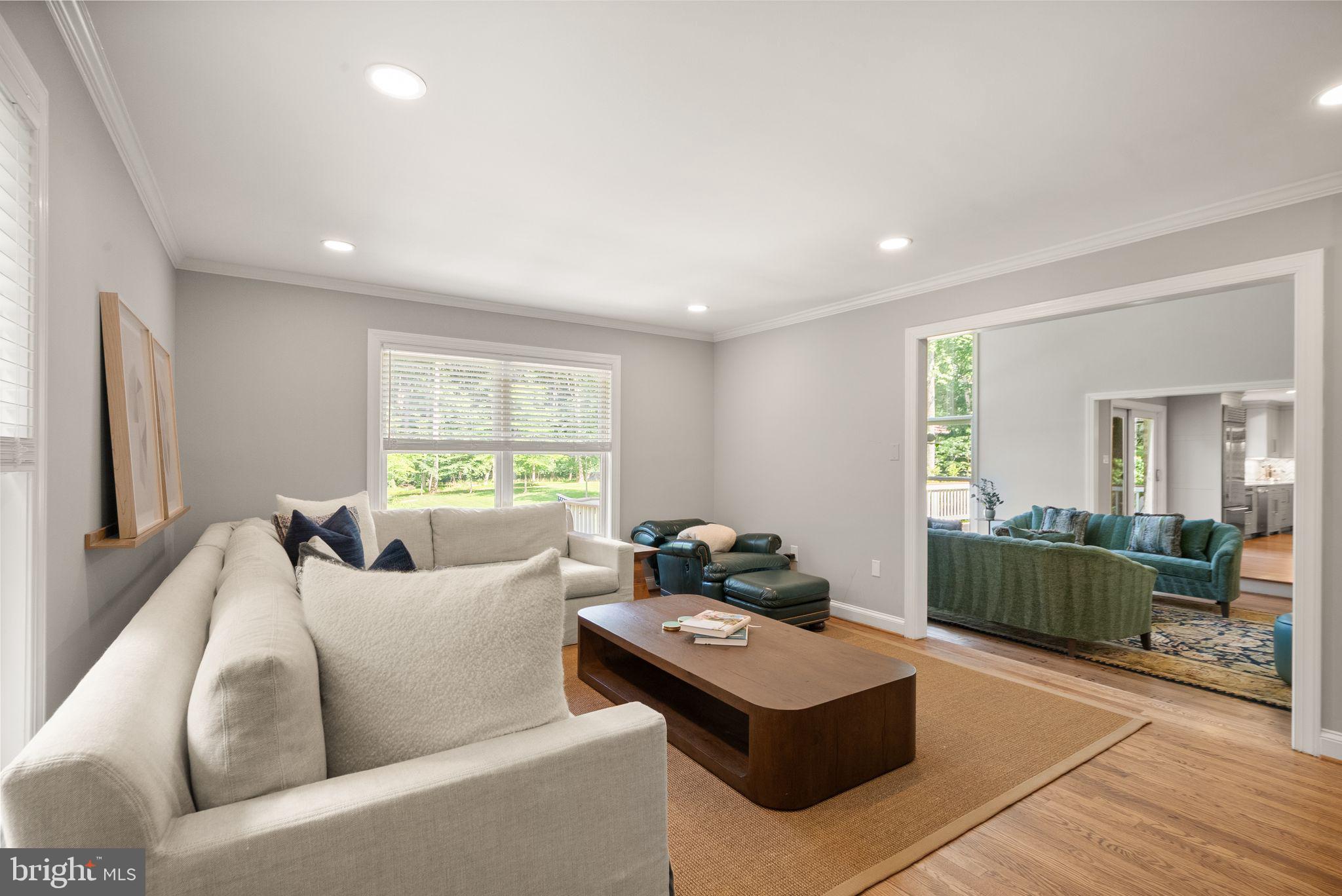 BEACH MILL HILL - Residential