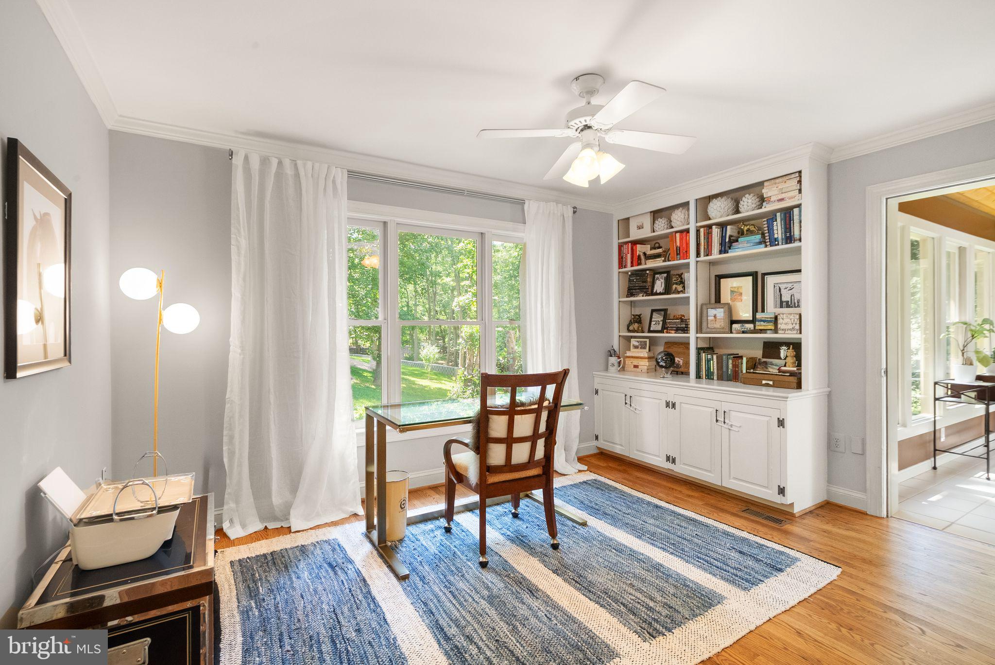 BEACH MILL HILL - Residential
