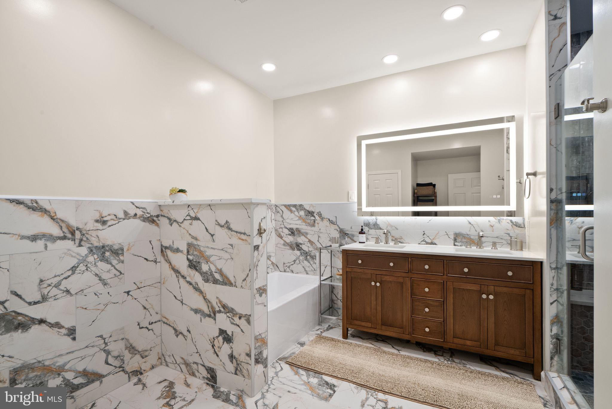 BEACH MILL HILL - Residential