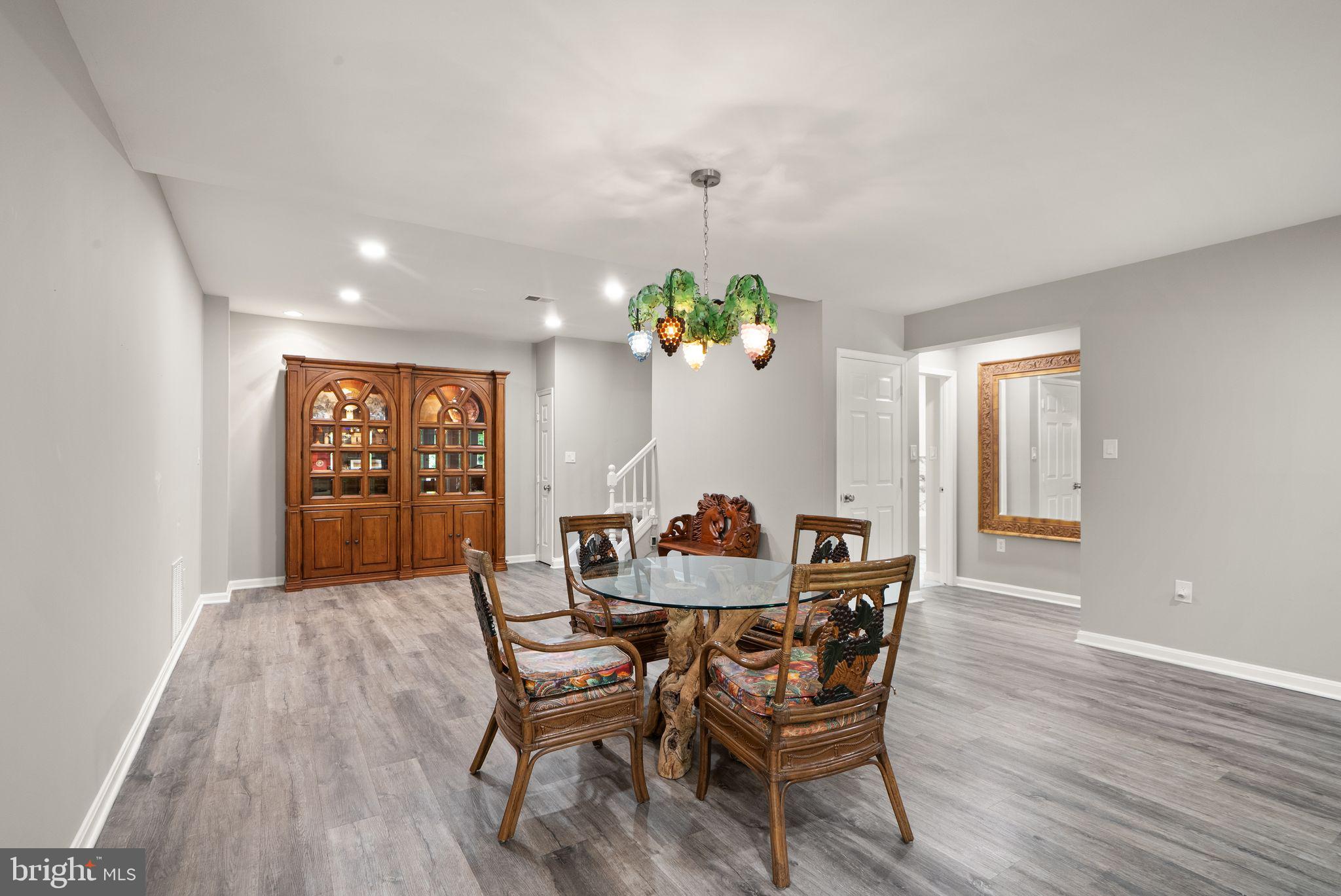 BEACH MILL HILL - Residential