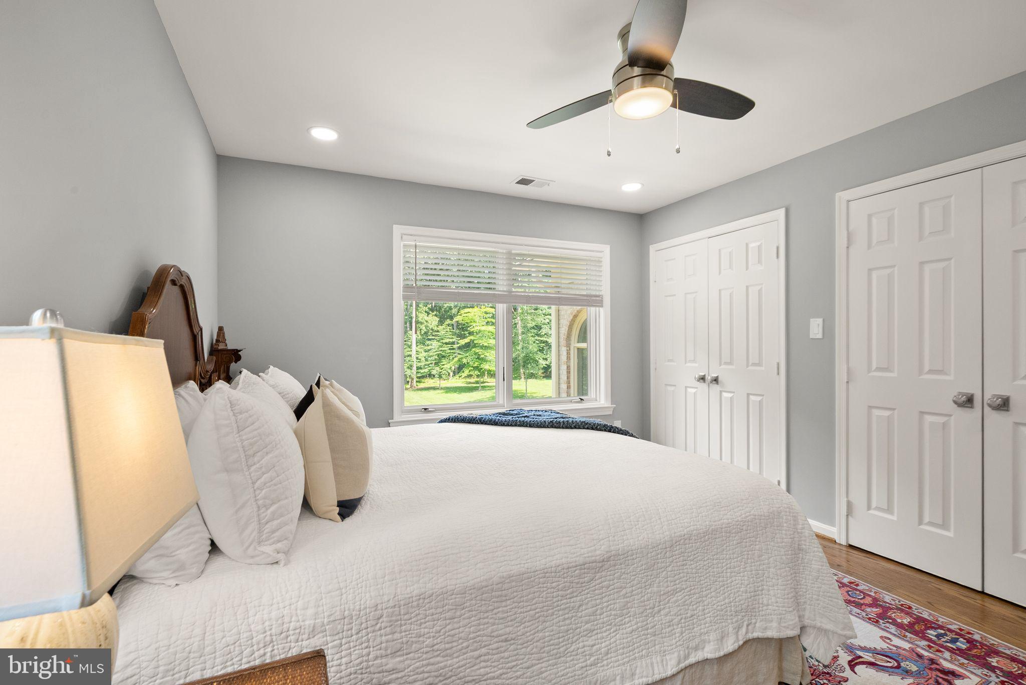 BEACH MILL HILL - Residential