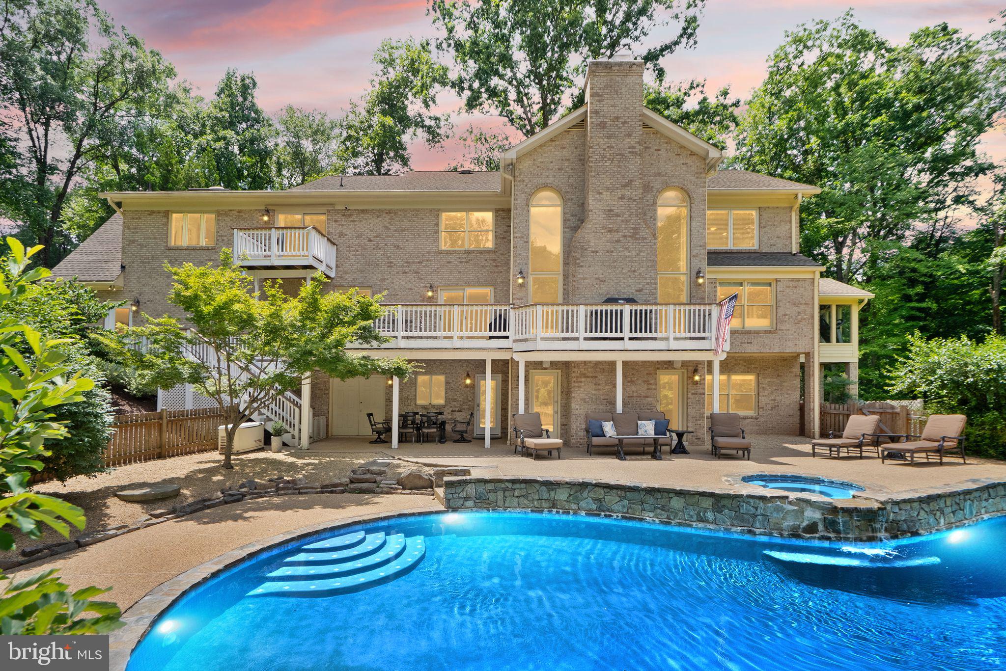 BEACH MILL HILL - Residential