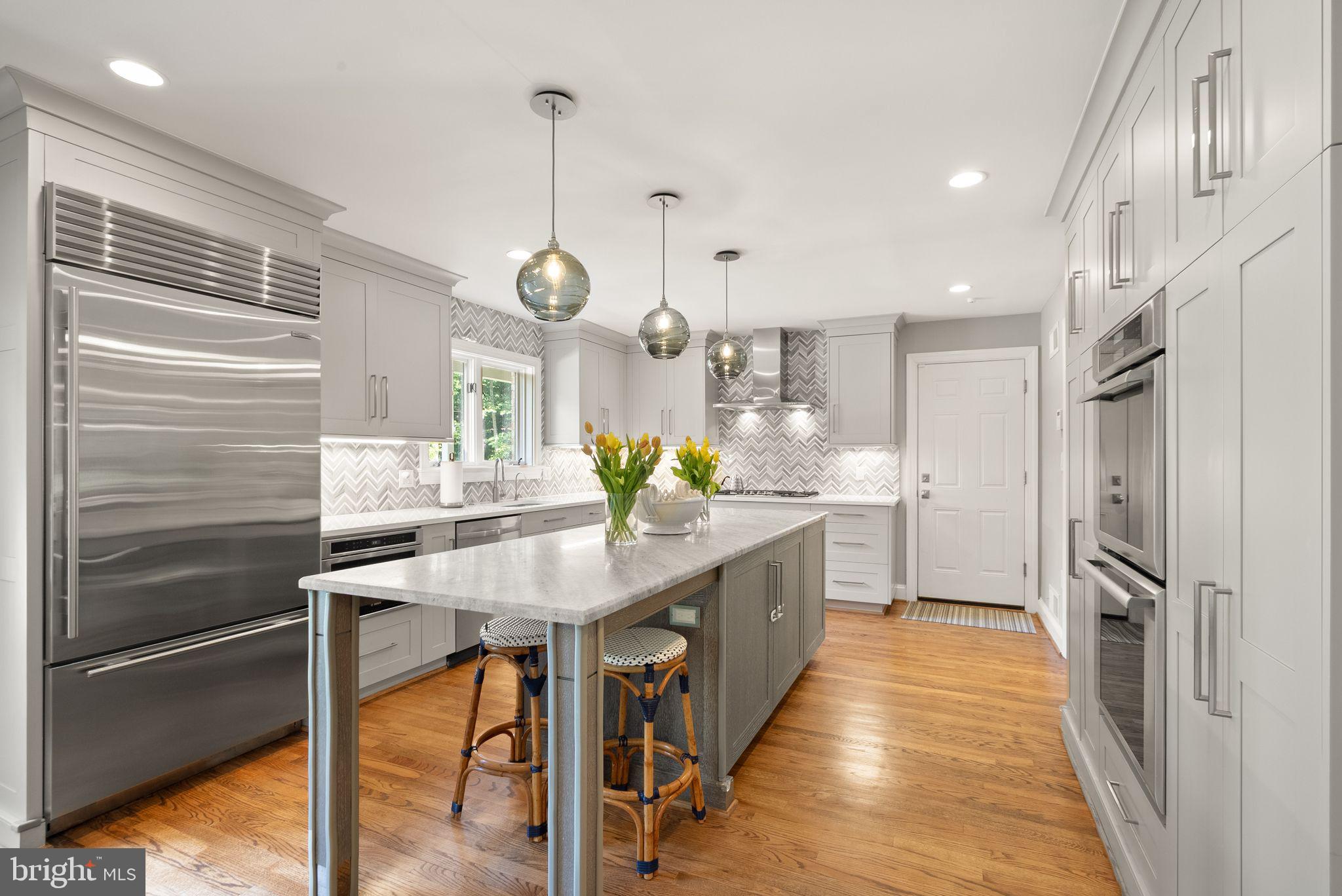 BEACH MILL HILL - Residential