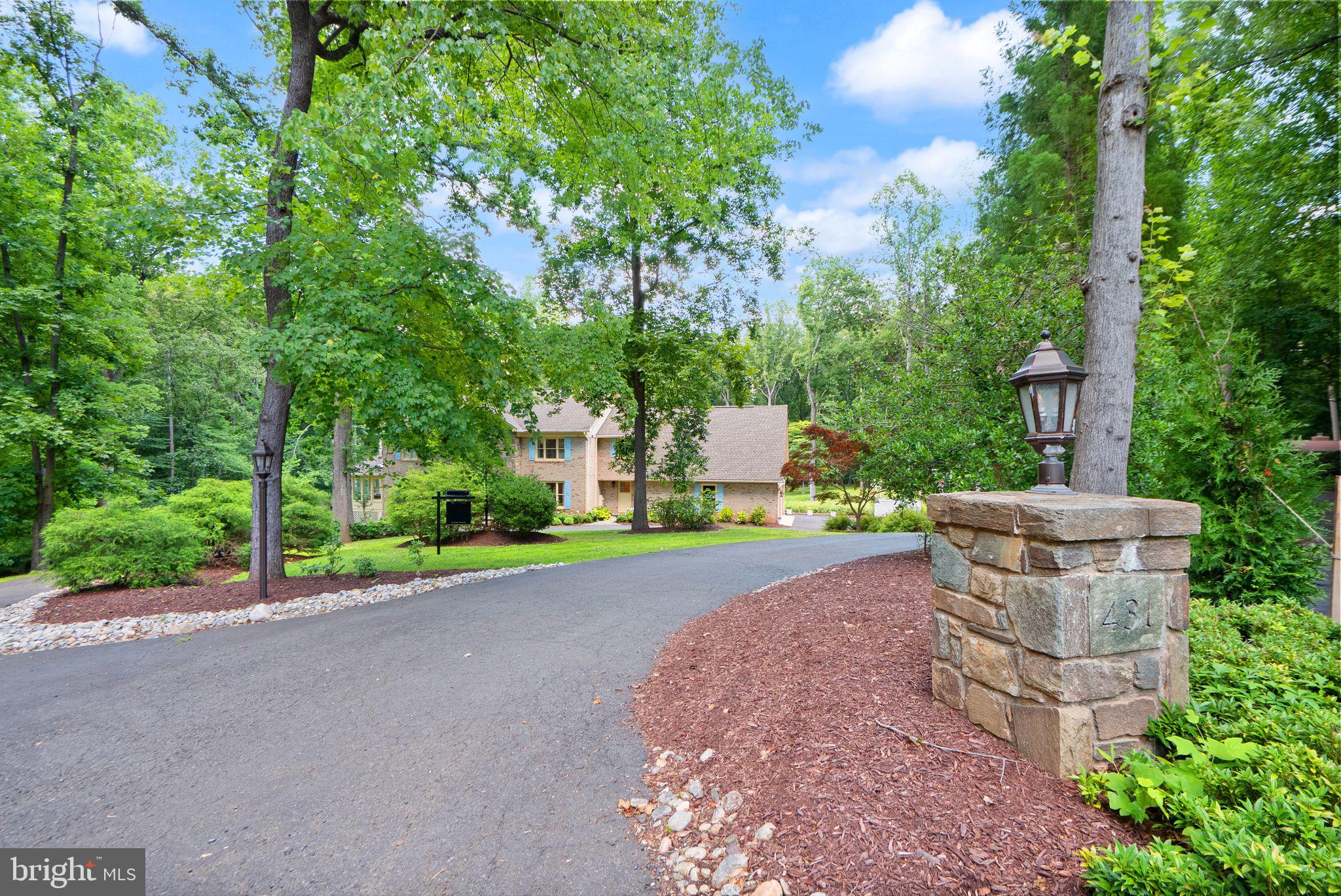 BEACH MILL HILL - Residential