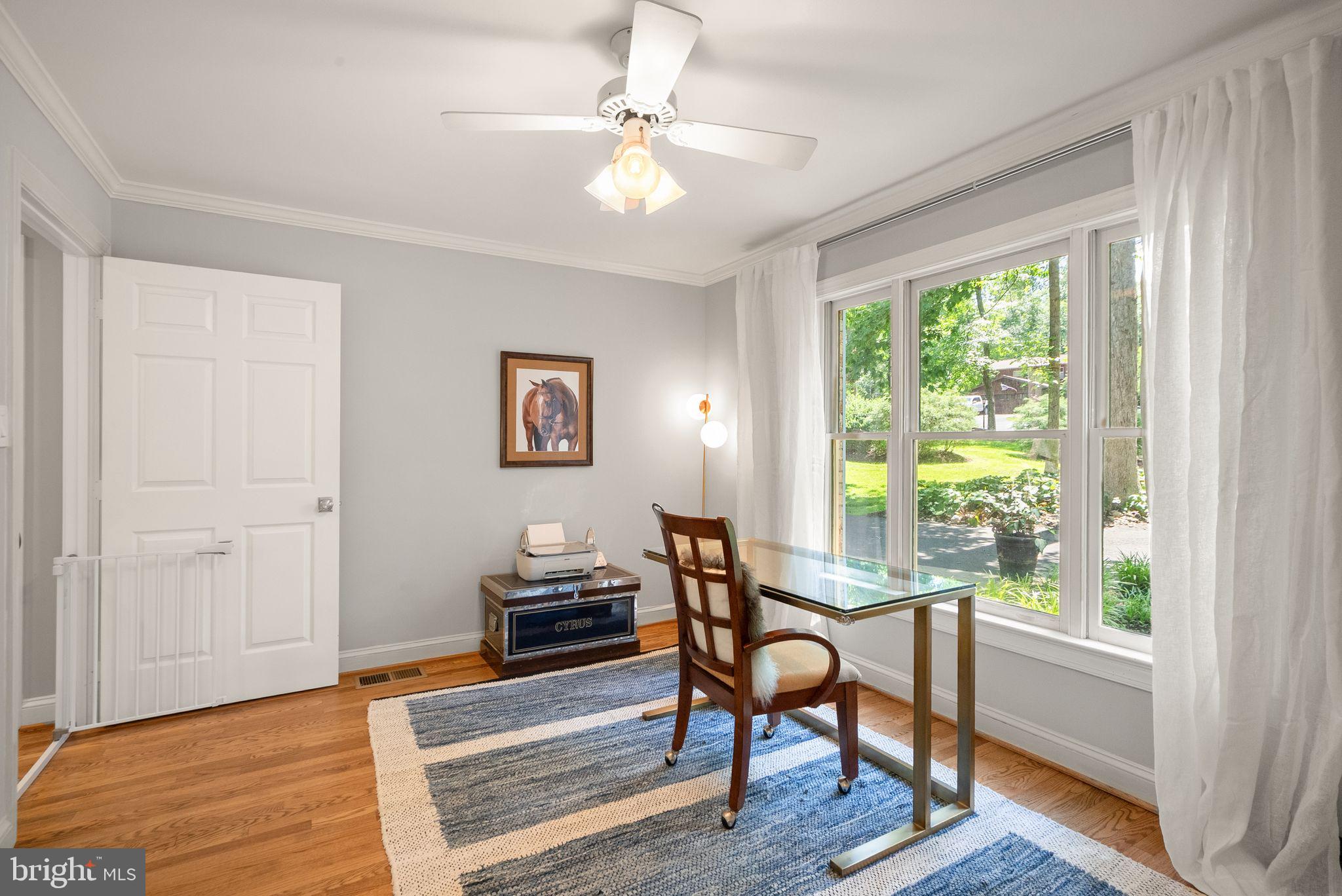 BEACH MILL HILL - Residential