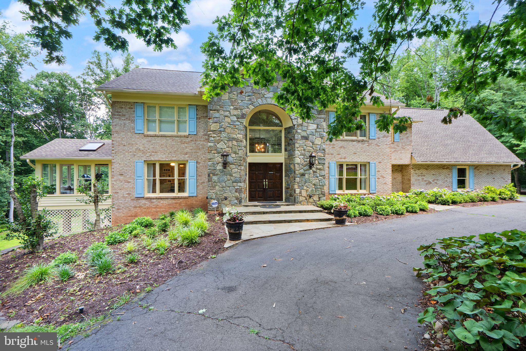 BEACH MILL HILL - Residential
