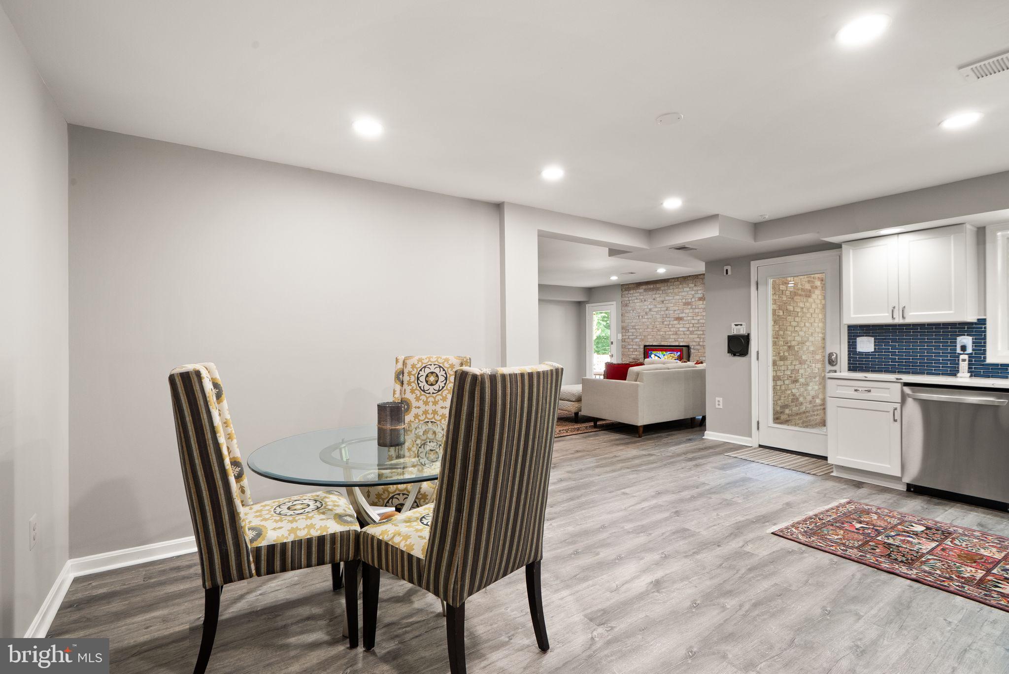 BEACH MILL HILL - Residential