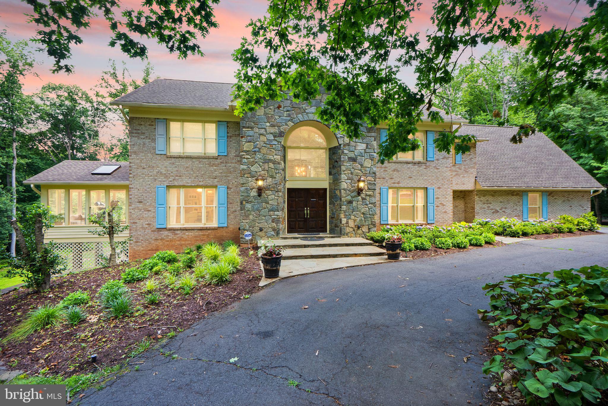 BEACH MILL HILL - Residential