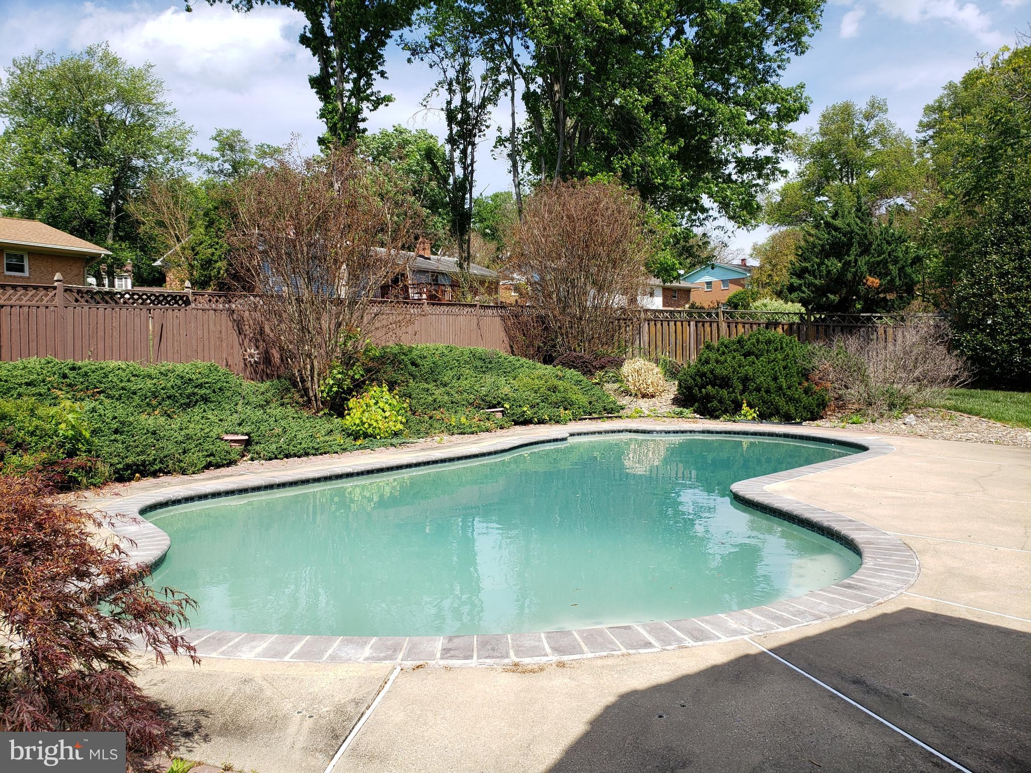 STONEGATE - Residential