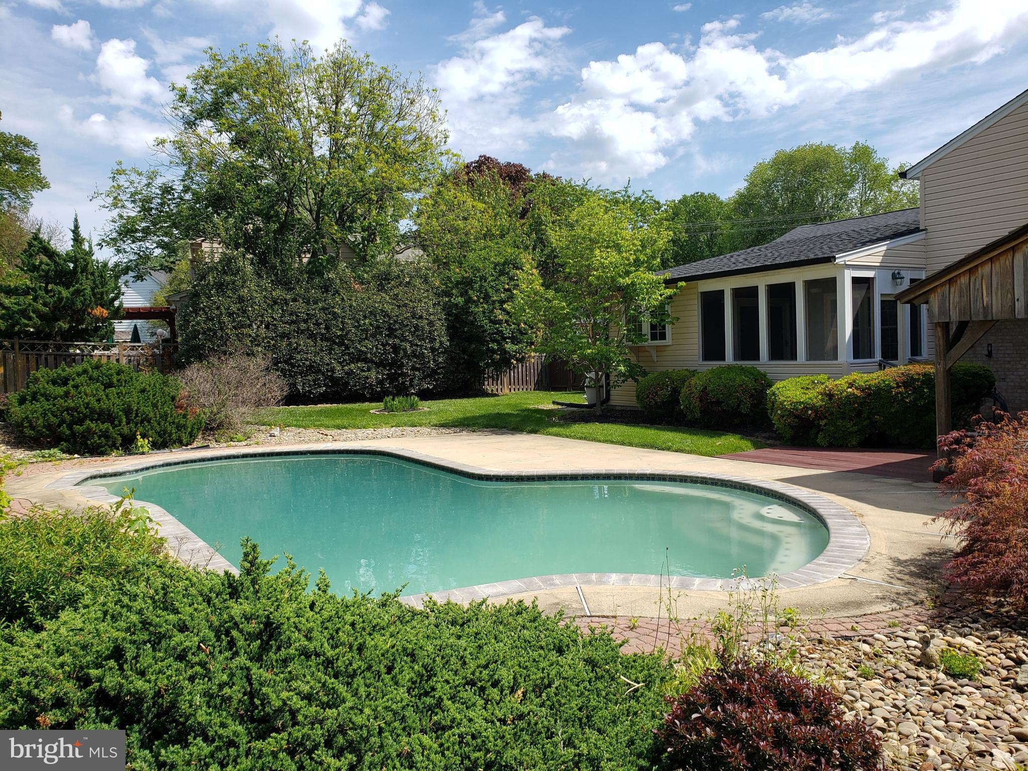 STONEGATE - Residential