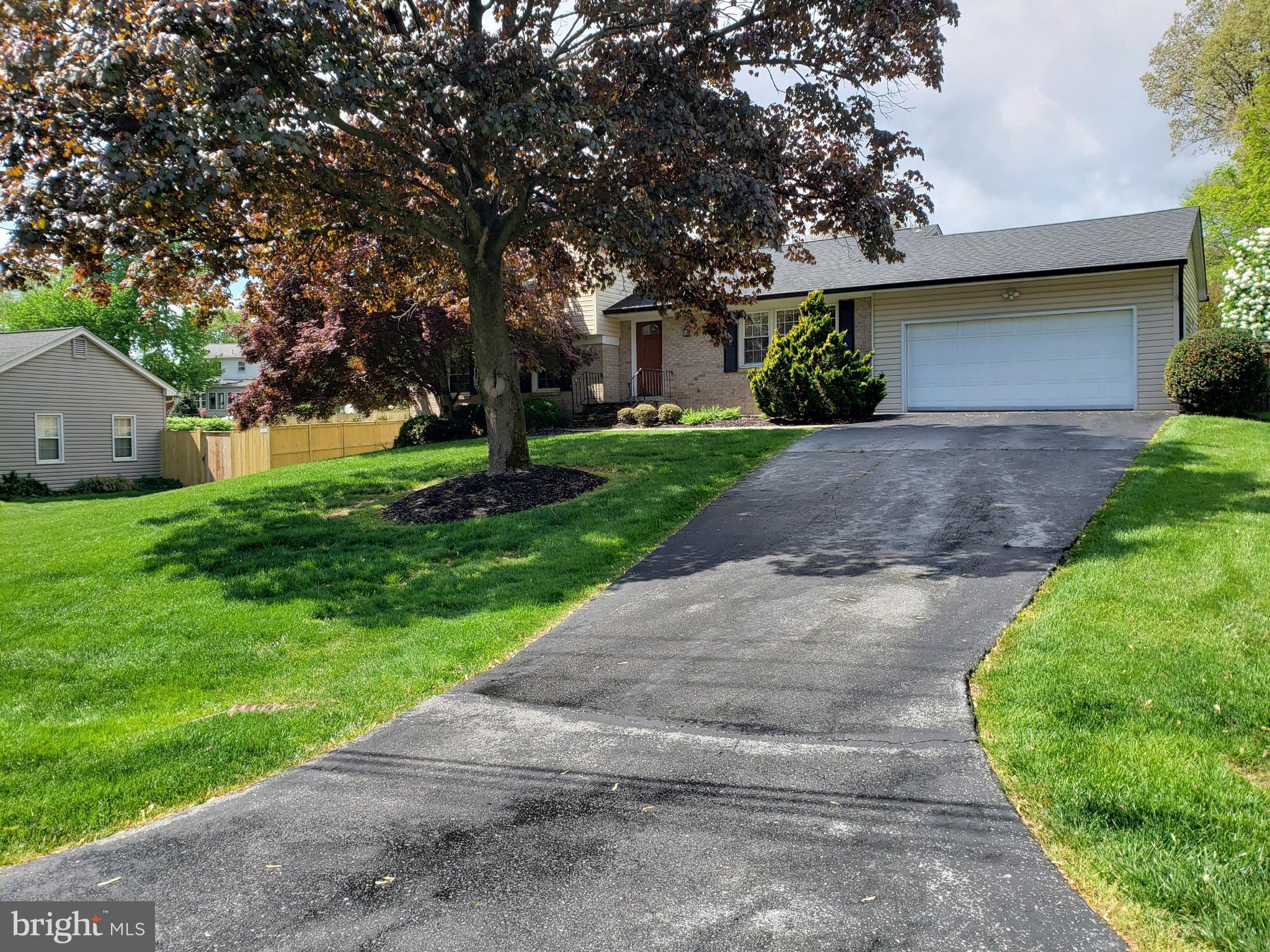 STONEGATE - Residential