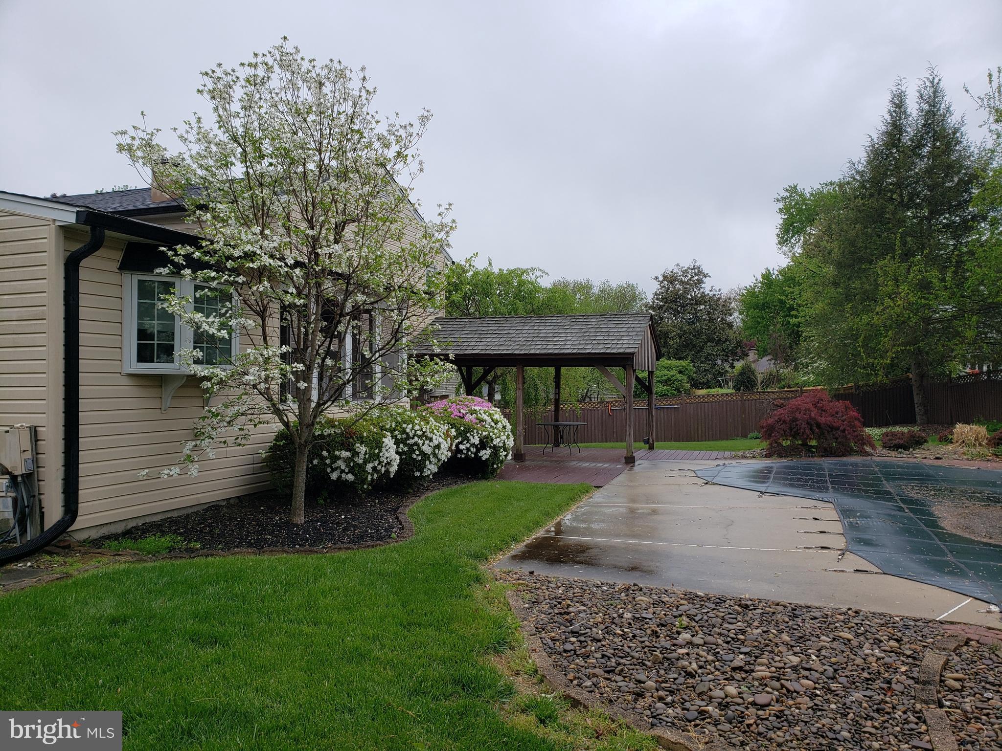 STONEGATE - Residential