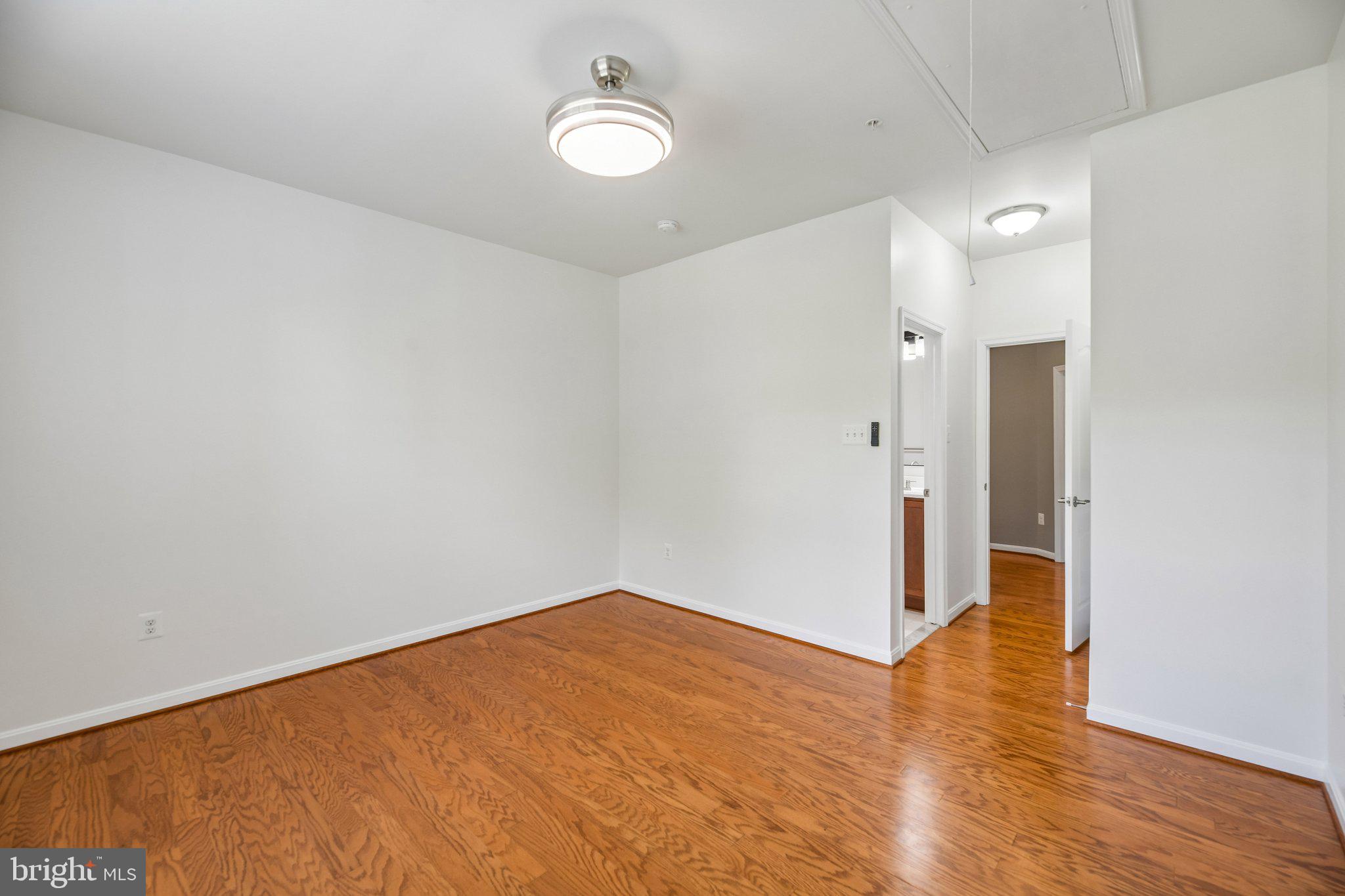 OAKMONT ESTATES - Residential