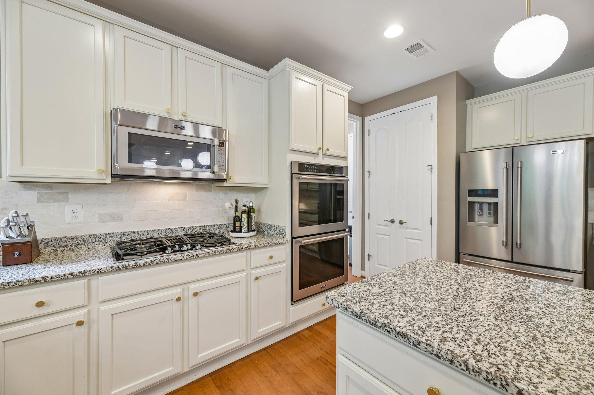 OAKMONT ESTATES - Residential