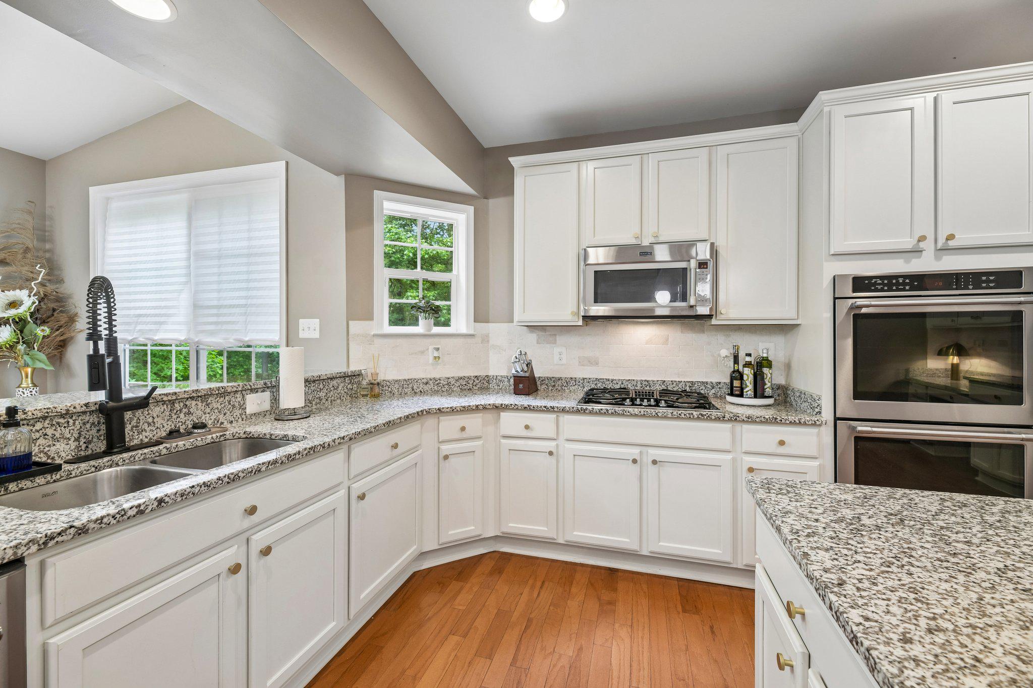 OAKMONT ESTATES - Residential