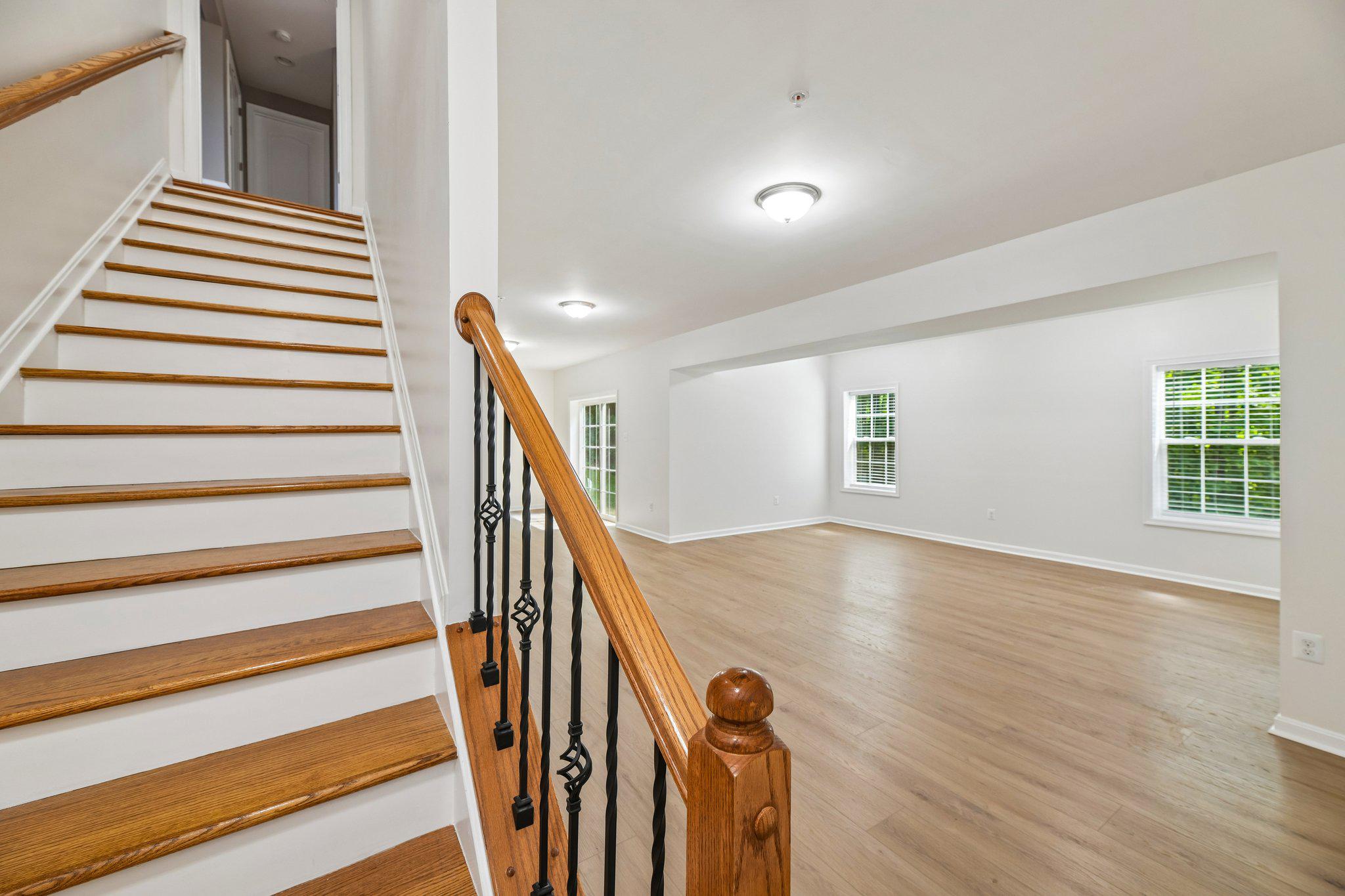 OAKMONT ESTATES - Residential