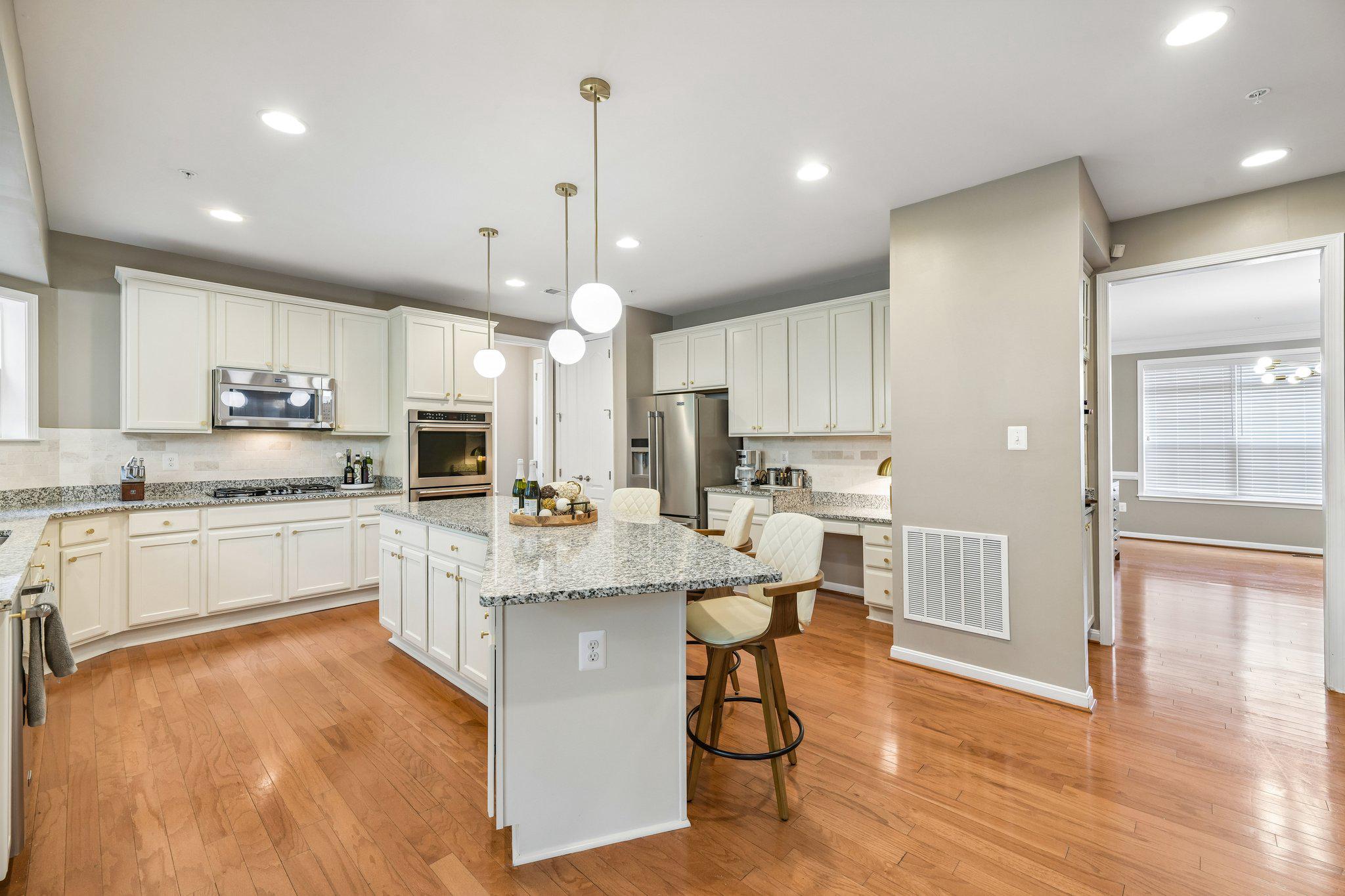 OAKMONT ESTATES - Residential