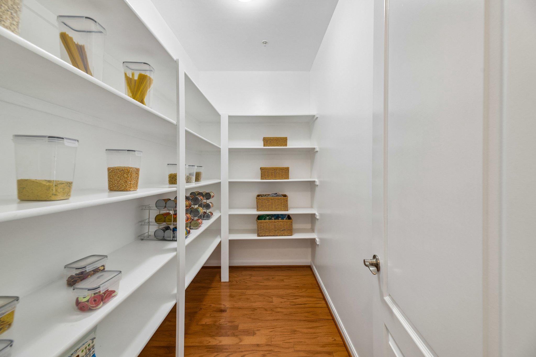 OAKMONT ESTATES - Residential