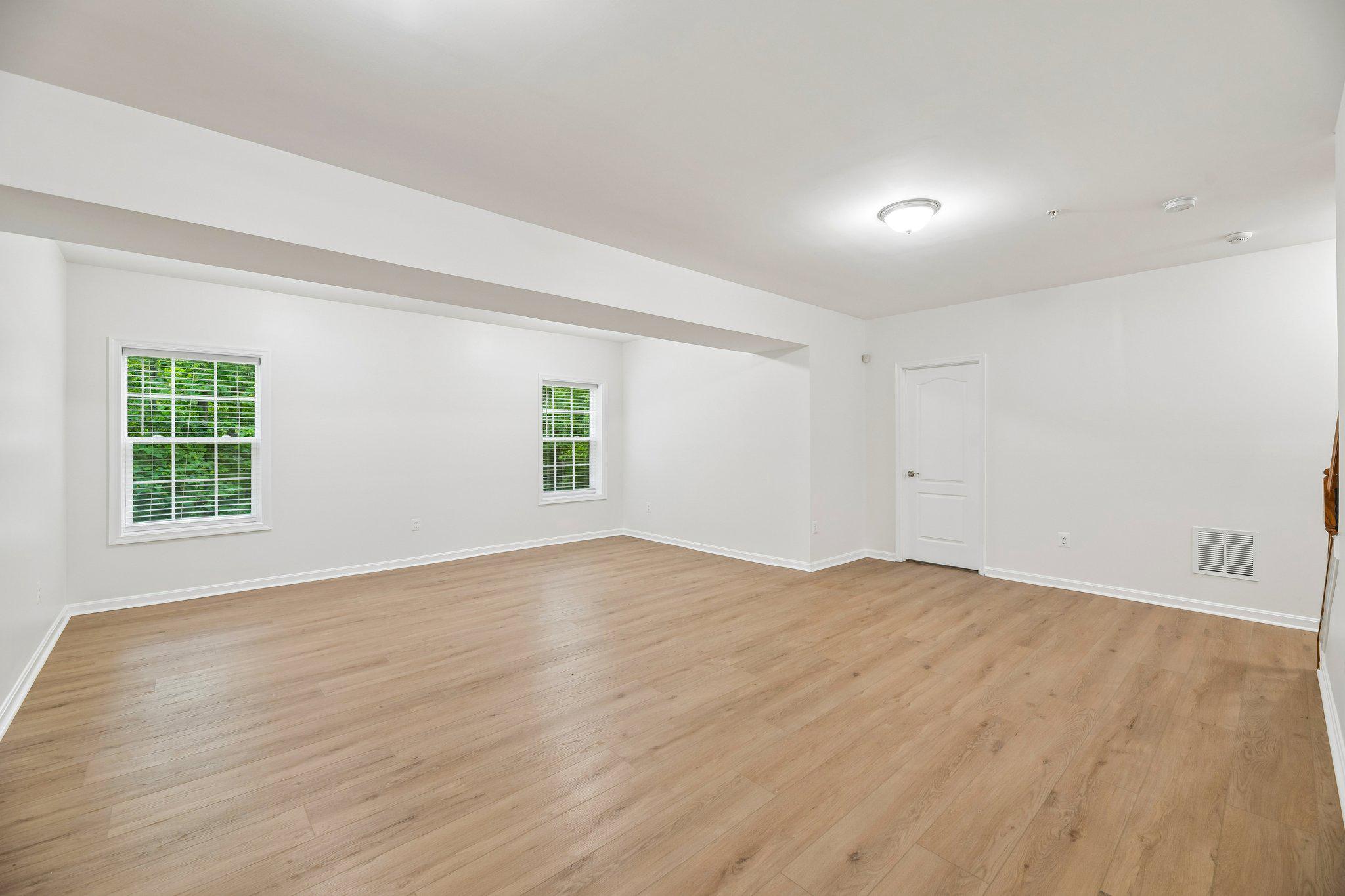 OAKMONT ESTATES - Residential