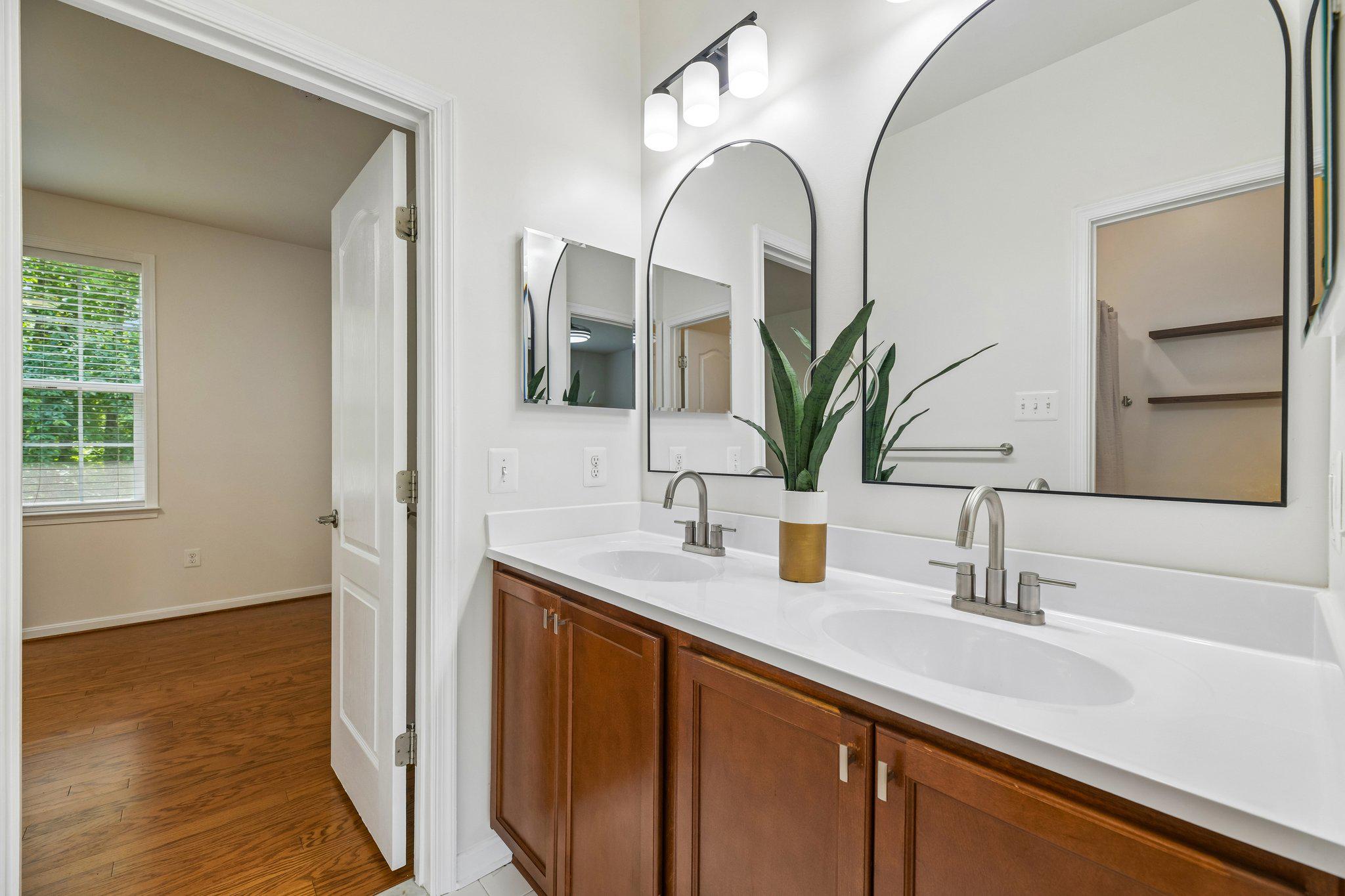 OAKMONT ESTATES - Residential