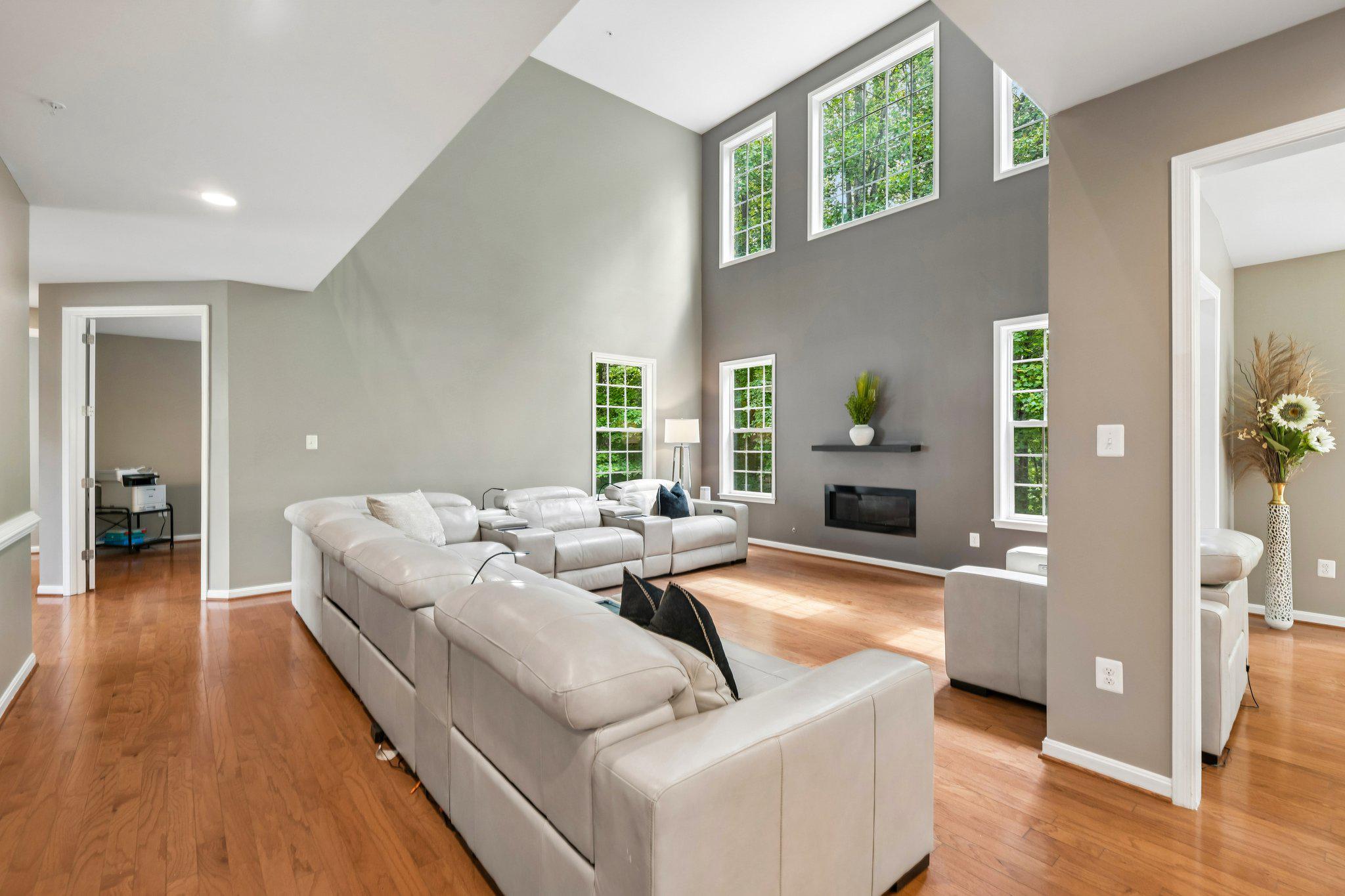 OAKMONT ESTATES - Residential