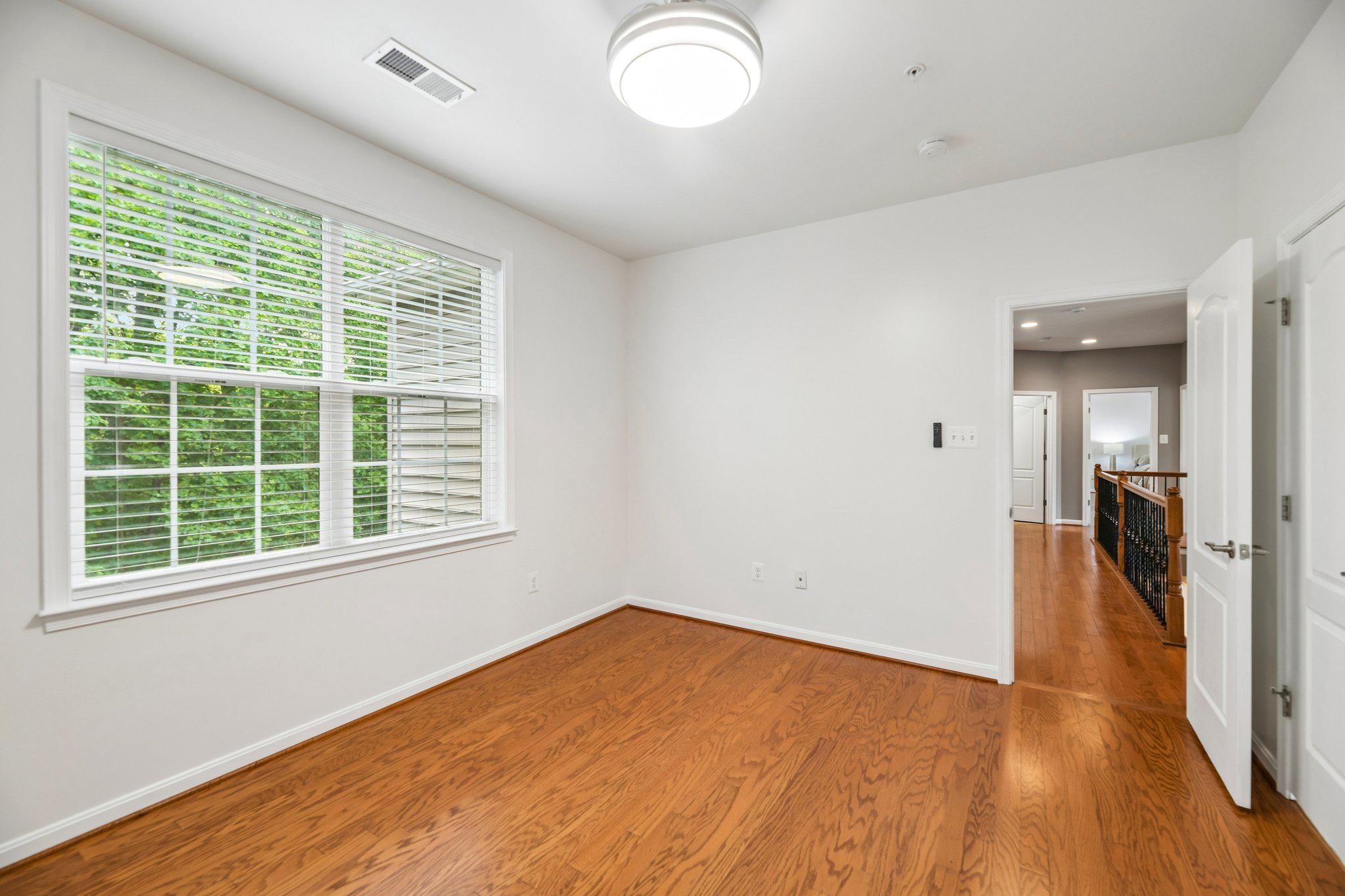 OAKMONT ESTATES - Residential