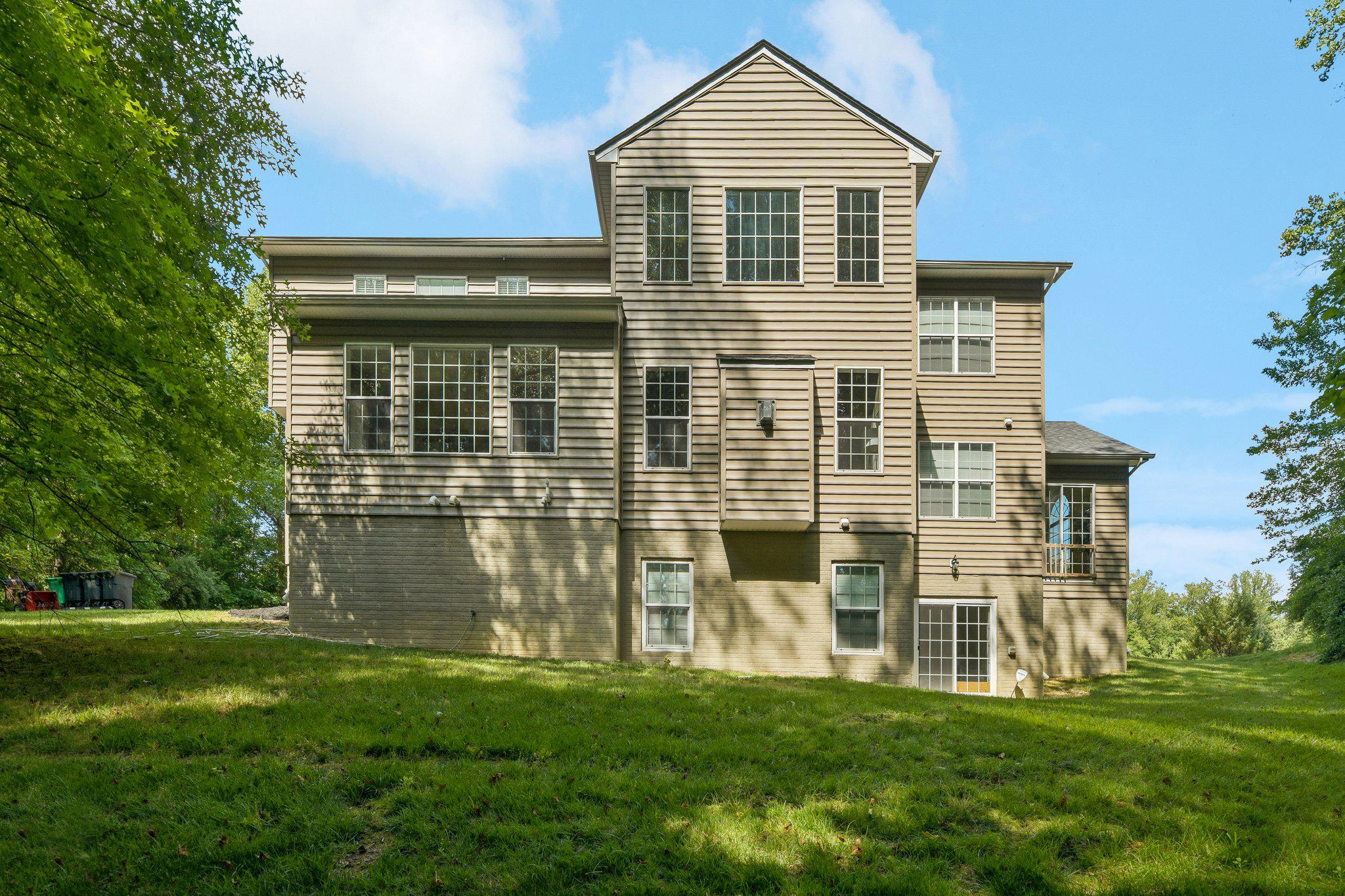 OAKMONT ESTATES - Residential