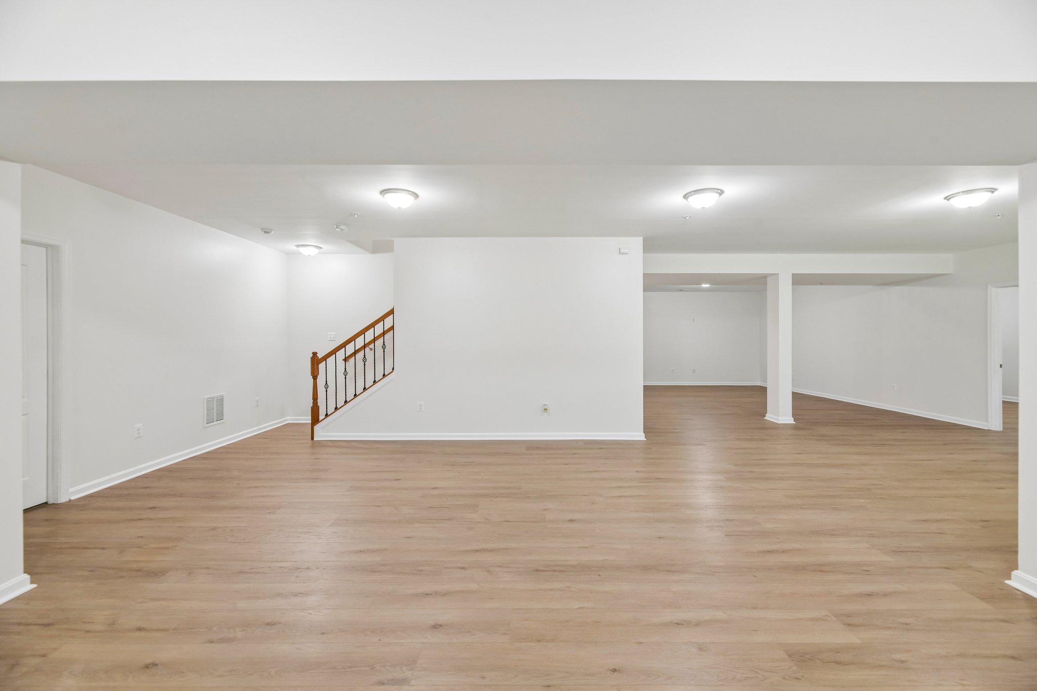 OAKMONT ESTATES - Residential