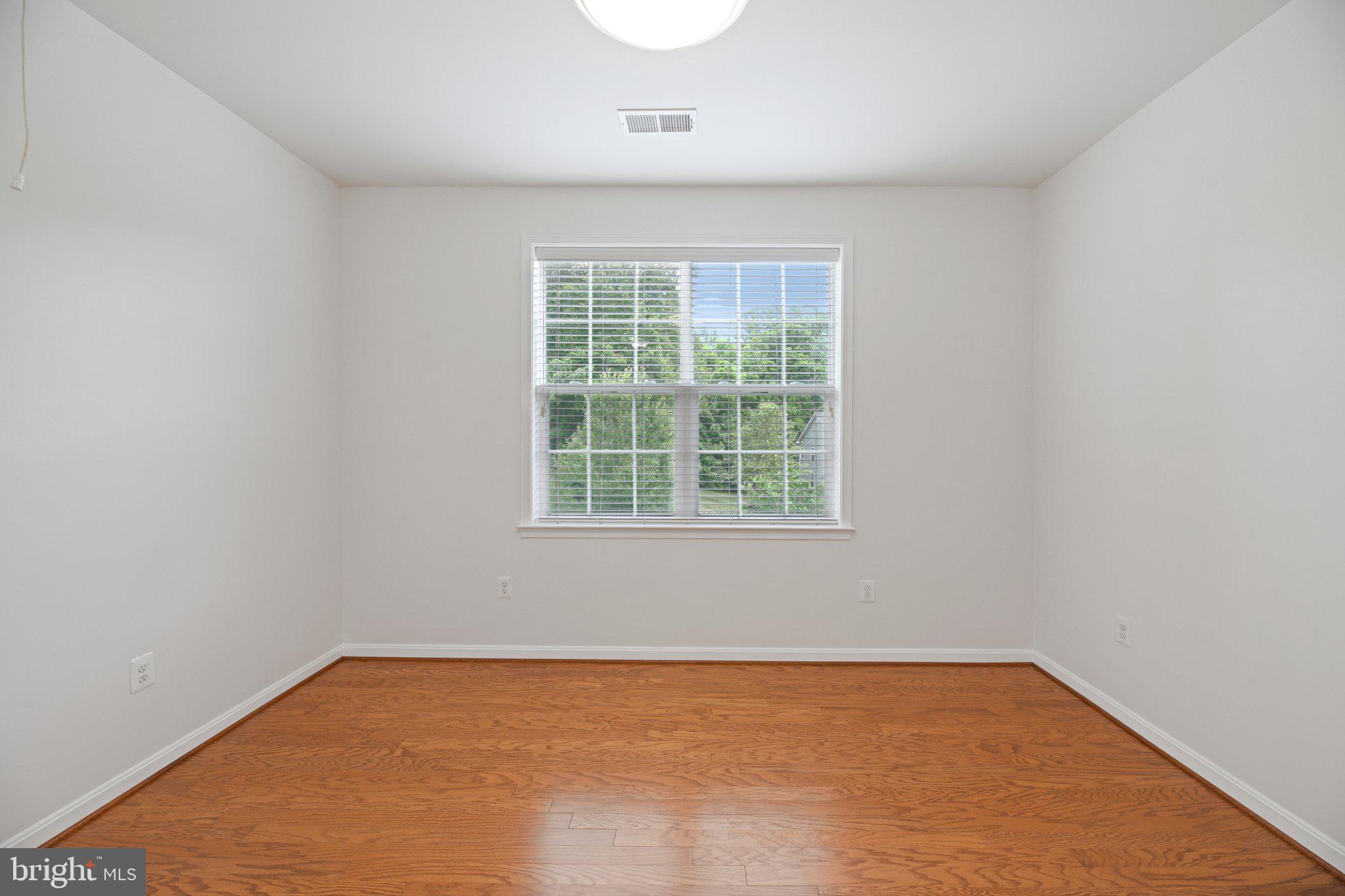 OAKMONT ESTATES - Residential