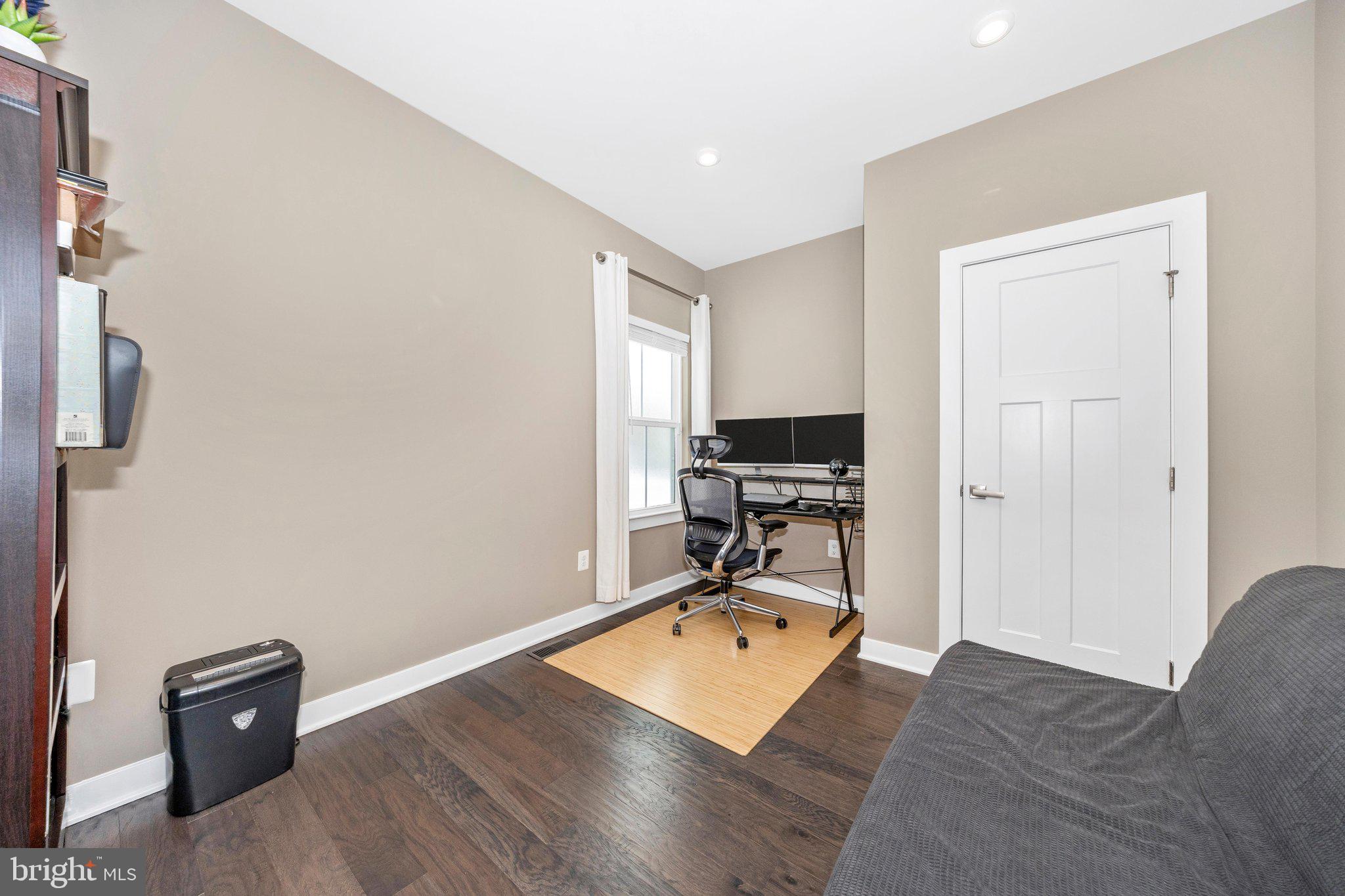 LANDSDALE - Residential