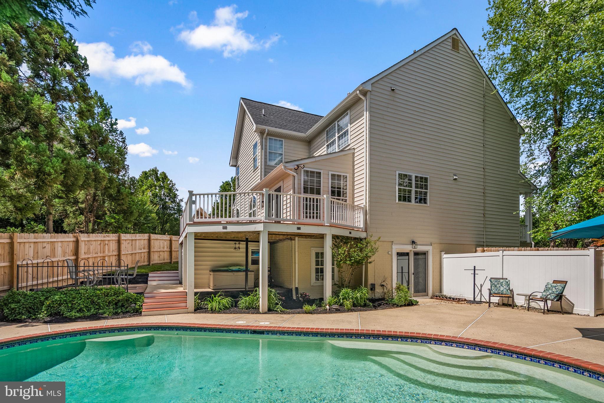 OVERLOOK AT TIMBERS - Residential