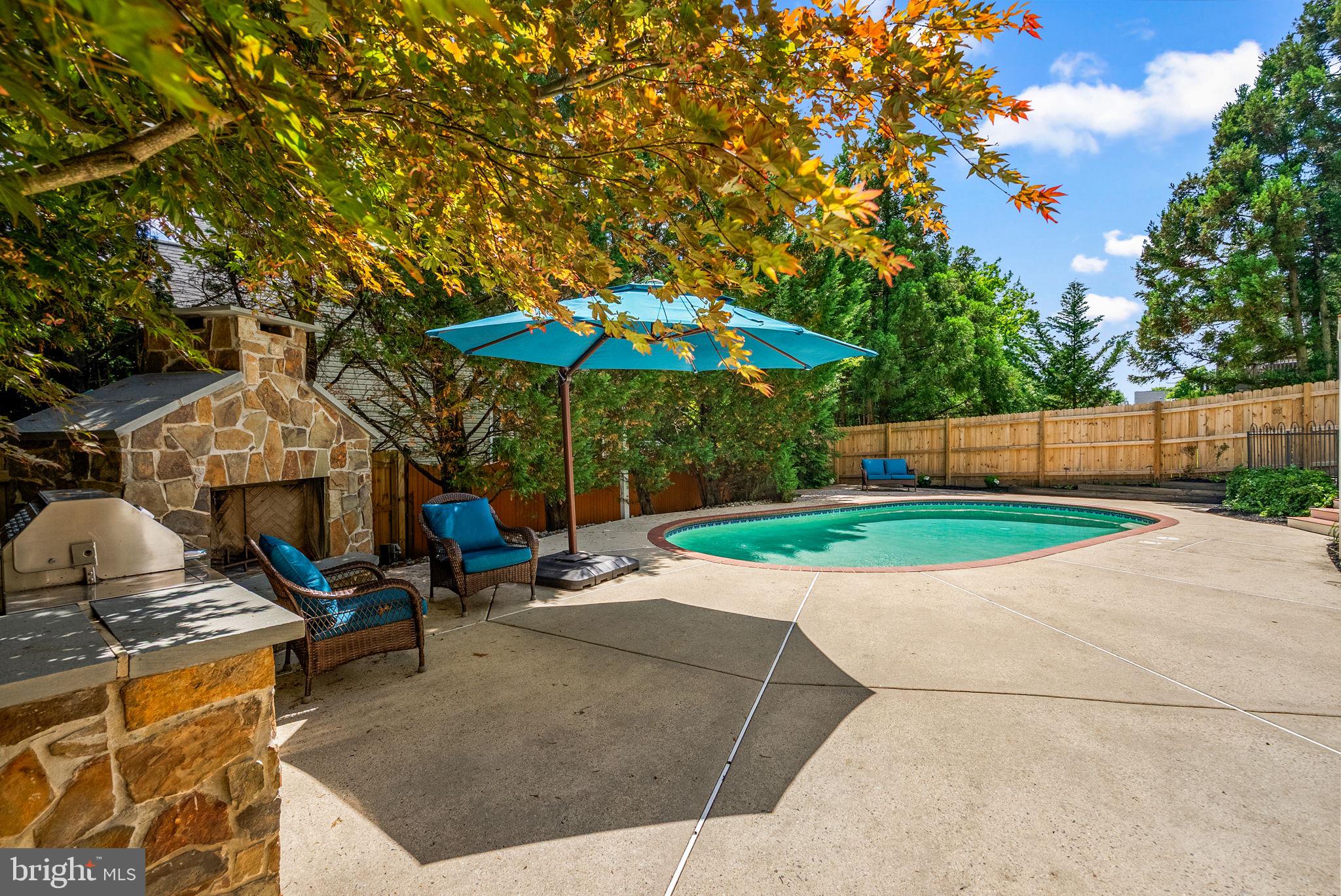 OVERLOOK AT TIMBERS - Residential
