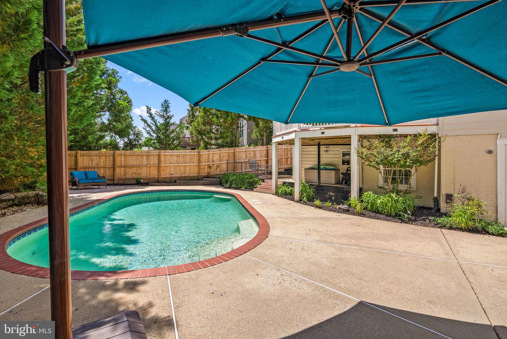 OVERLOOK AT TIMBERS - Residential