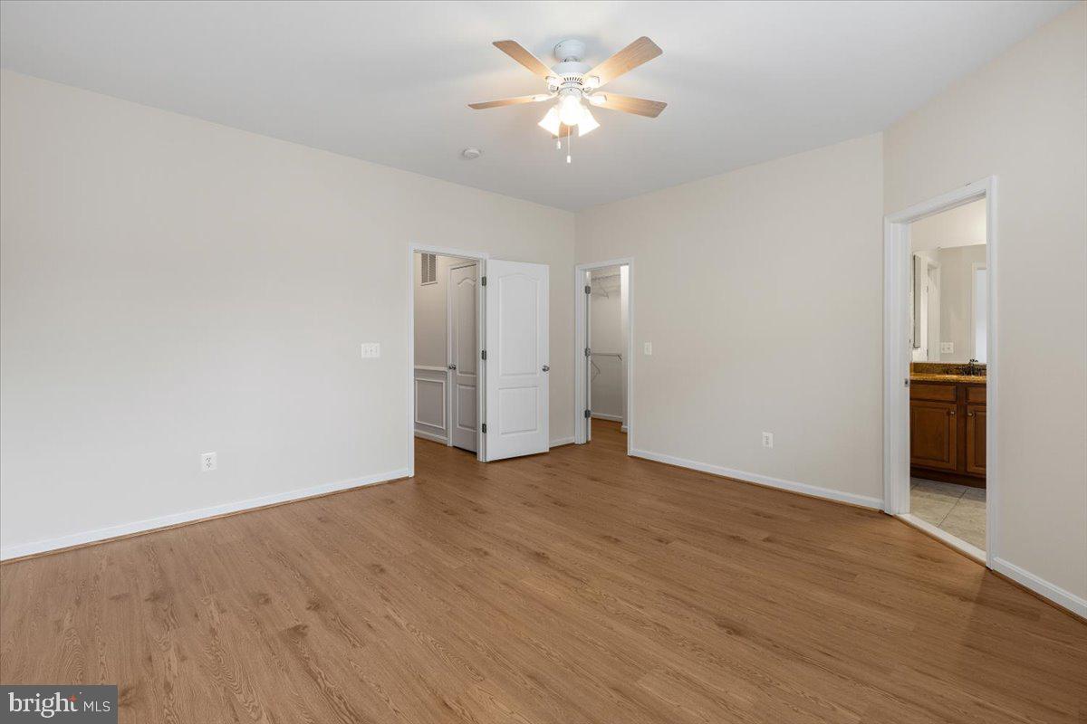 LANSDOWNE TOWN CENTER - Residential