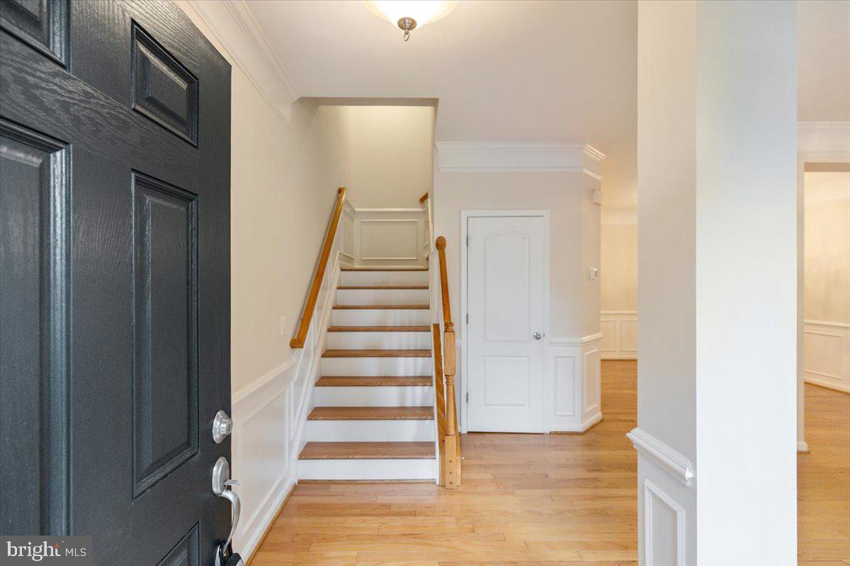 LANSDOWNE TOWN CENTER - Residential