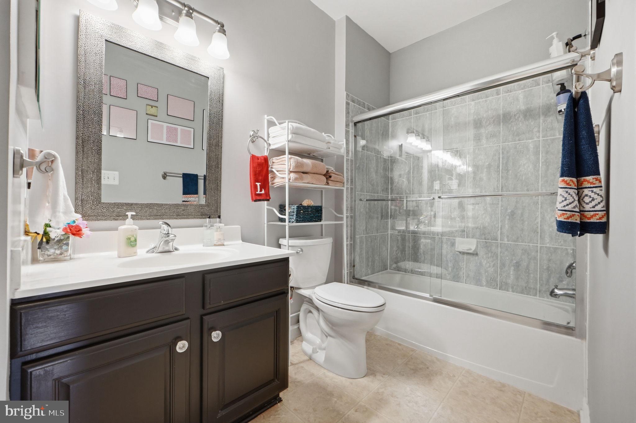BELMONT GREENE CONDO - Residential