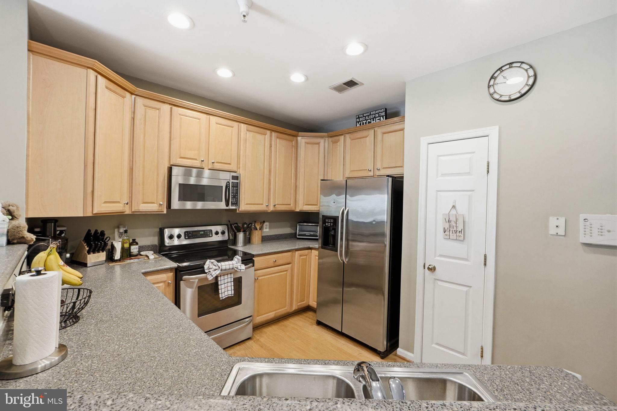 BELMONT GREENE CONDO - Residential