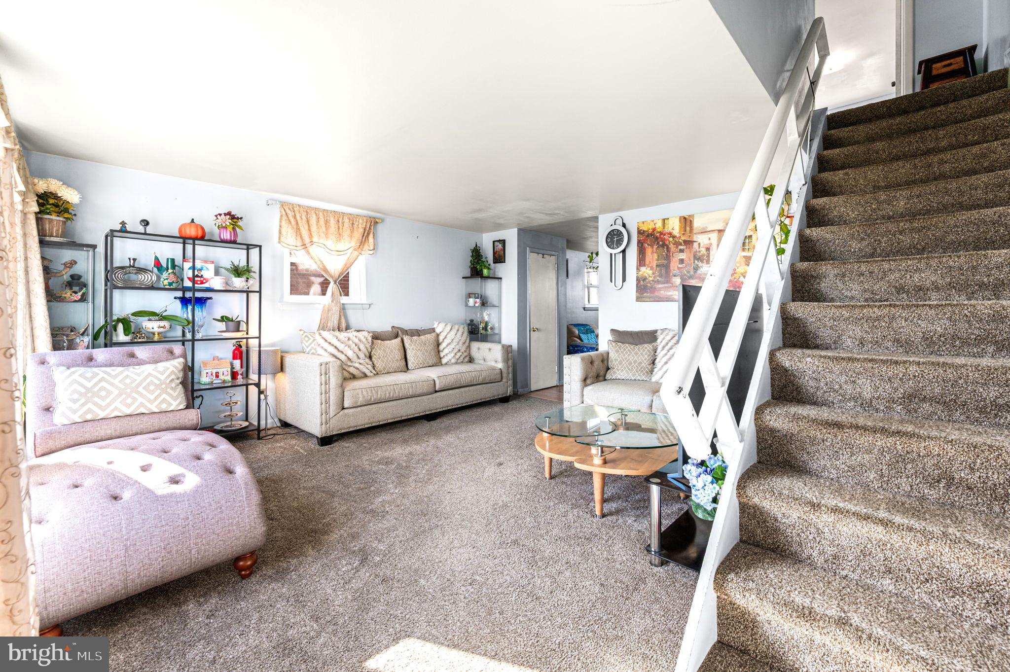 ACADEMY GARDENS - Residential