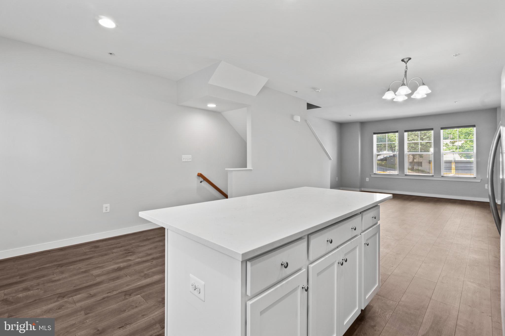 TOWSON MANOR VILLAGE - Residential