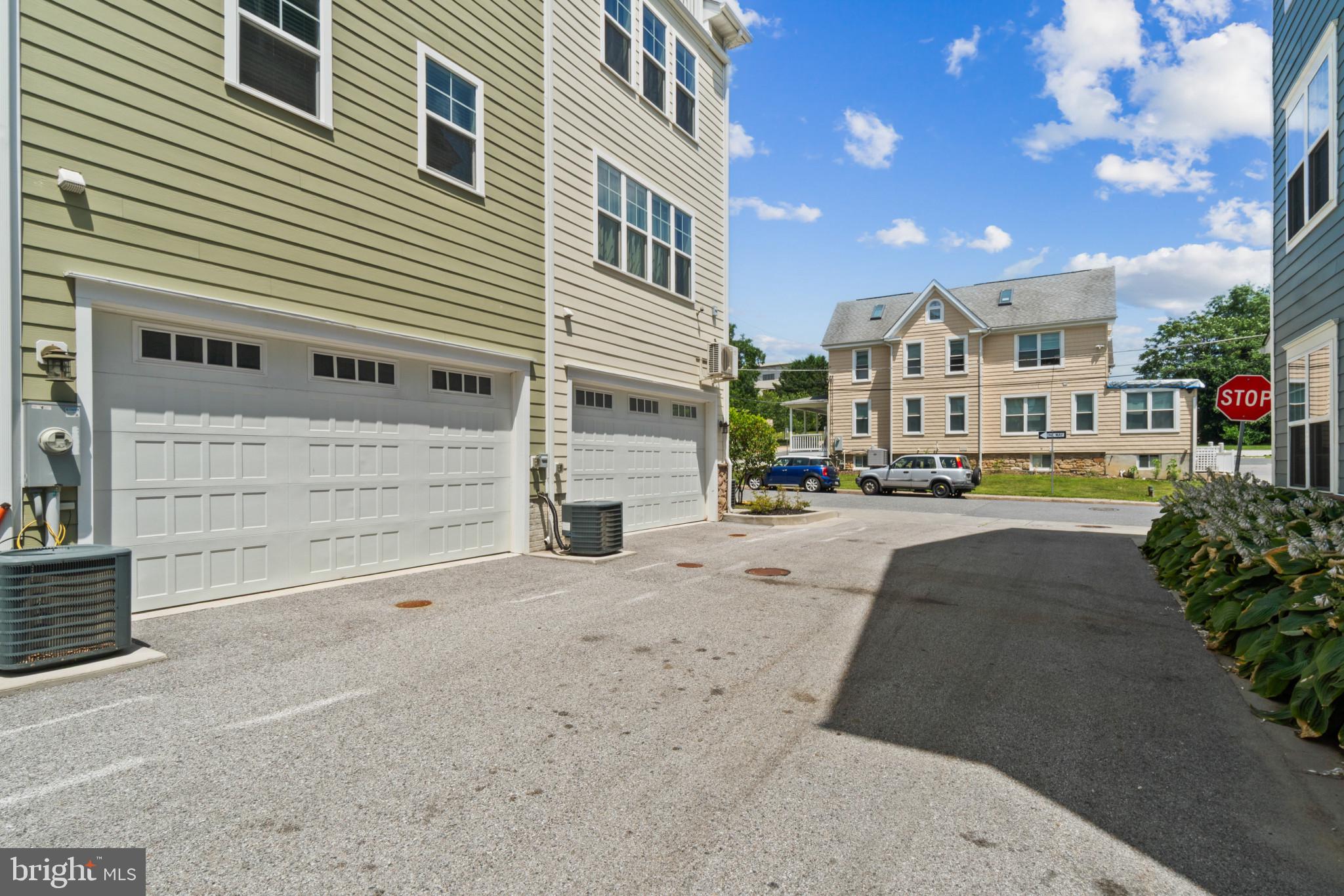 TOWSON MANOR VILLAGE - Residential