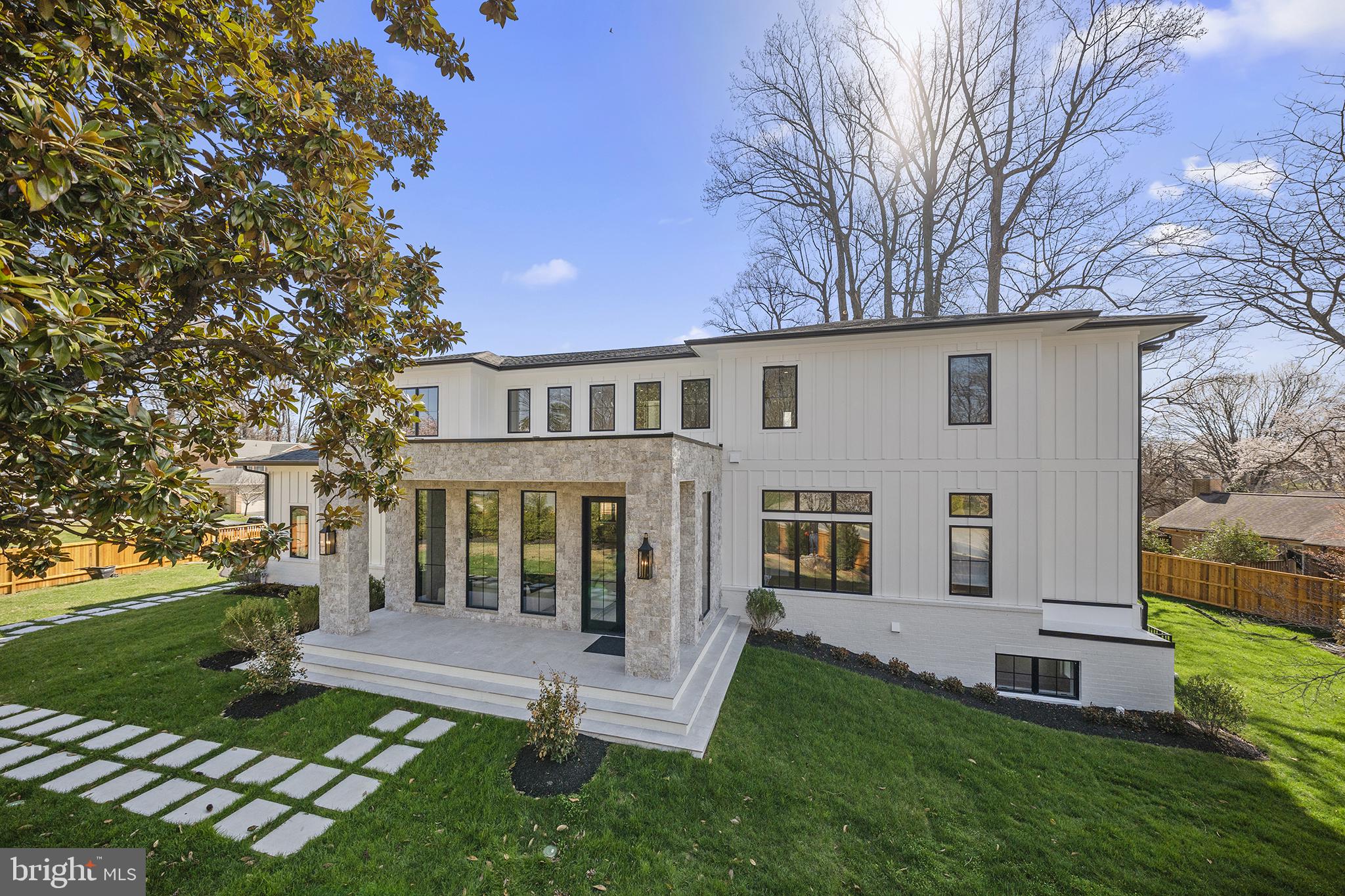KENWOOD PARK - Residential