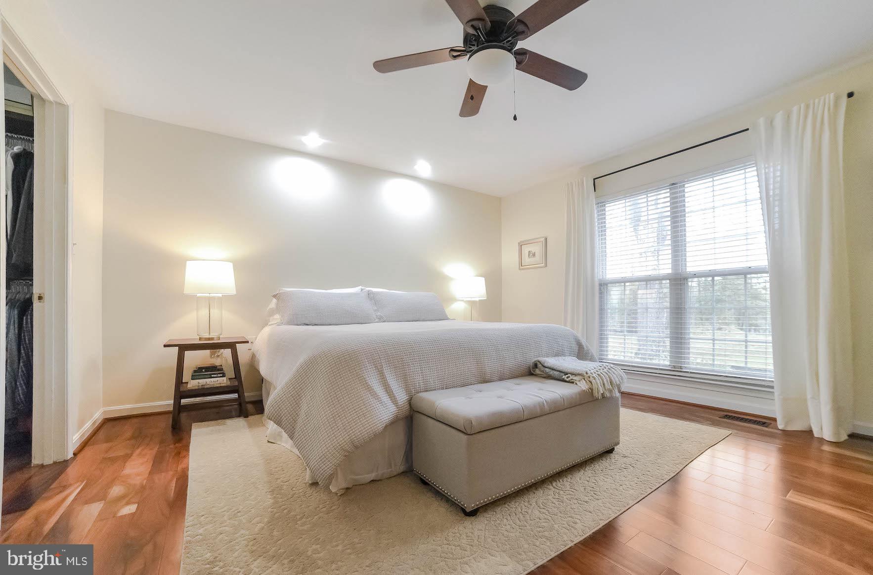 QUEEN TREE LANDING - Residential